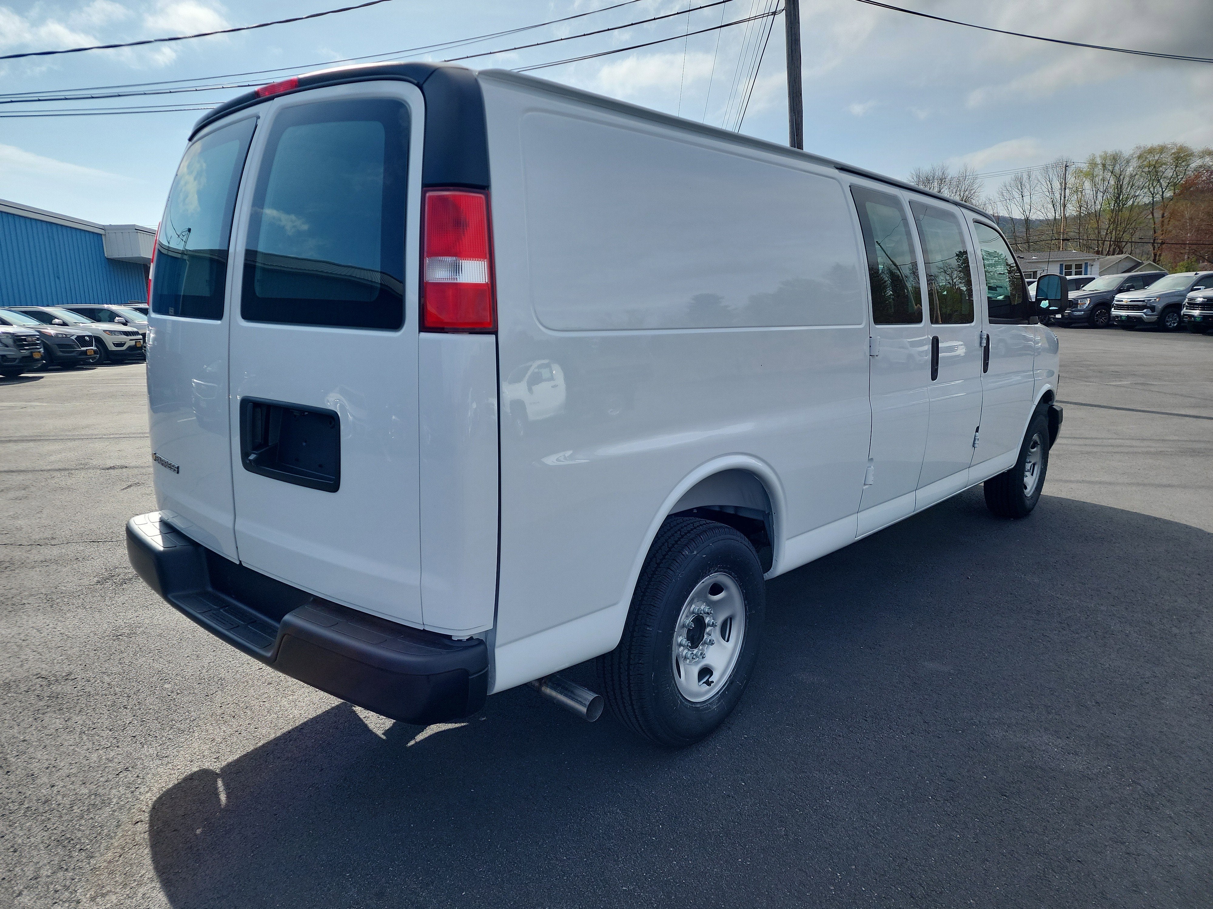 2026 Chevrolet Express Cargo WT