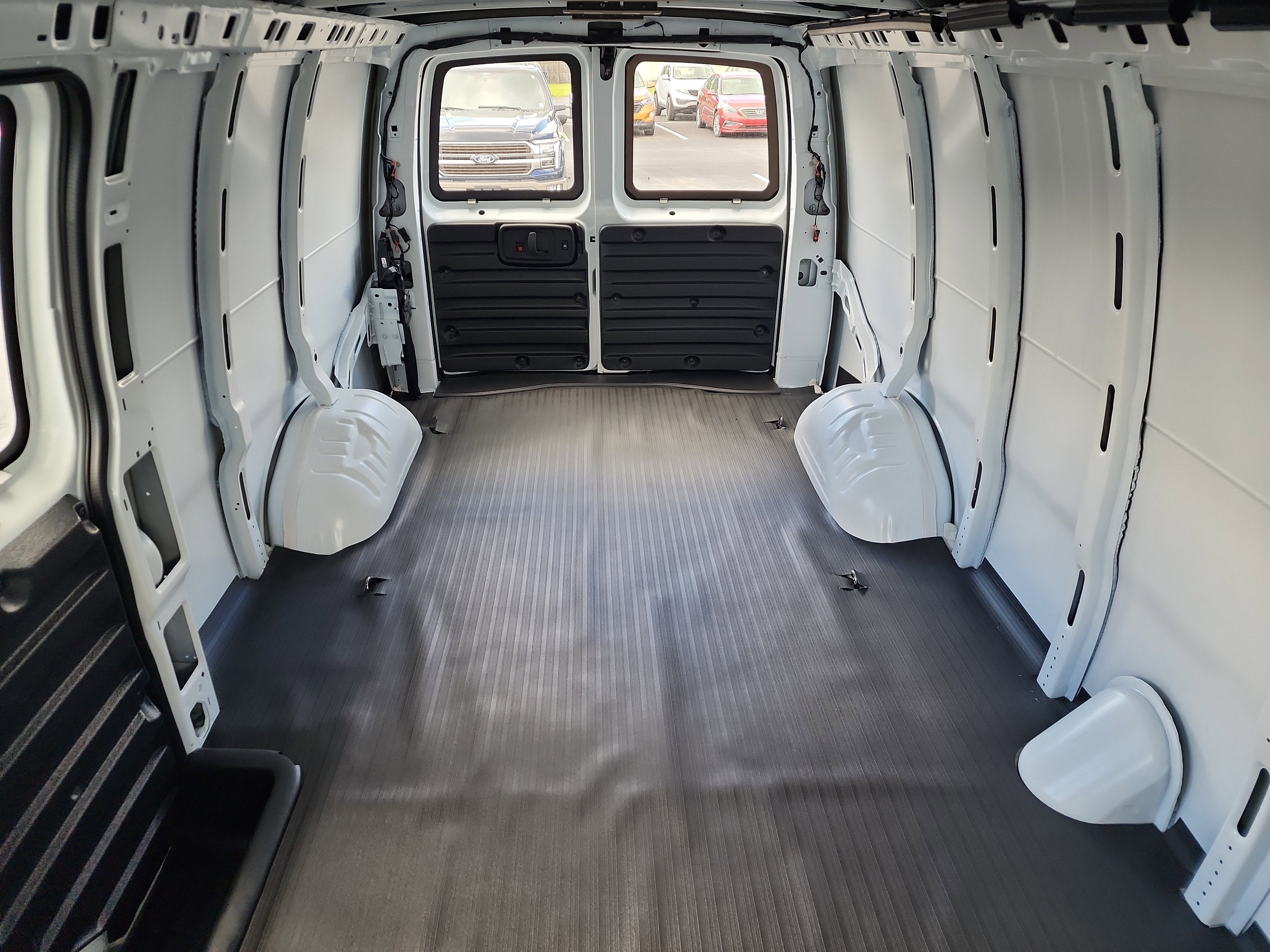 2026 Chevrolet Express Cargo WT