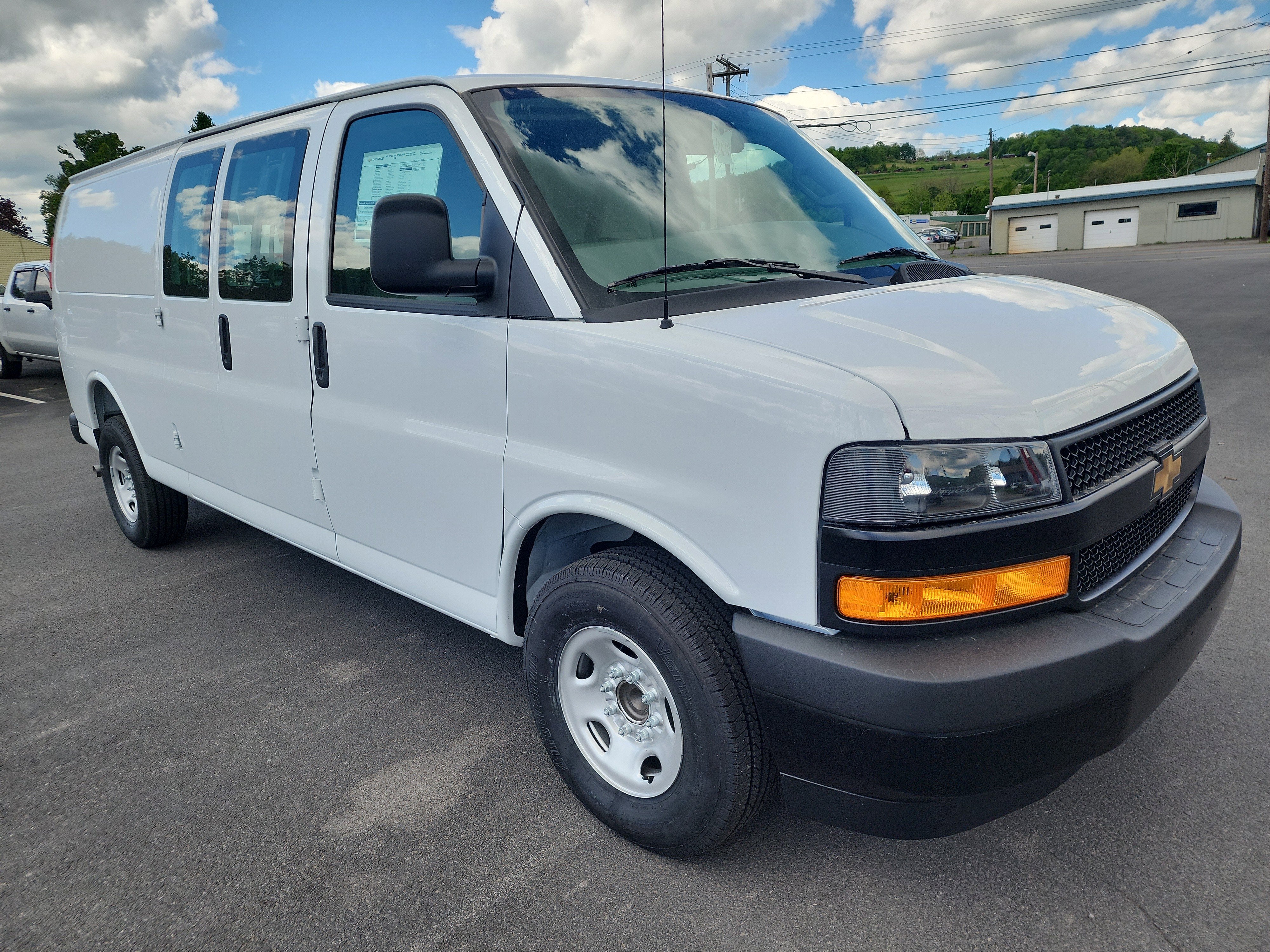 2026 Chevrolet Express Cargo WT