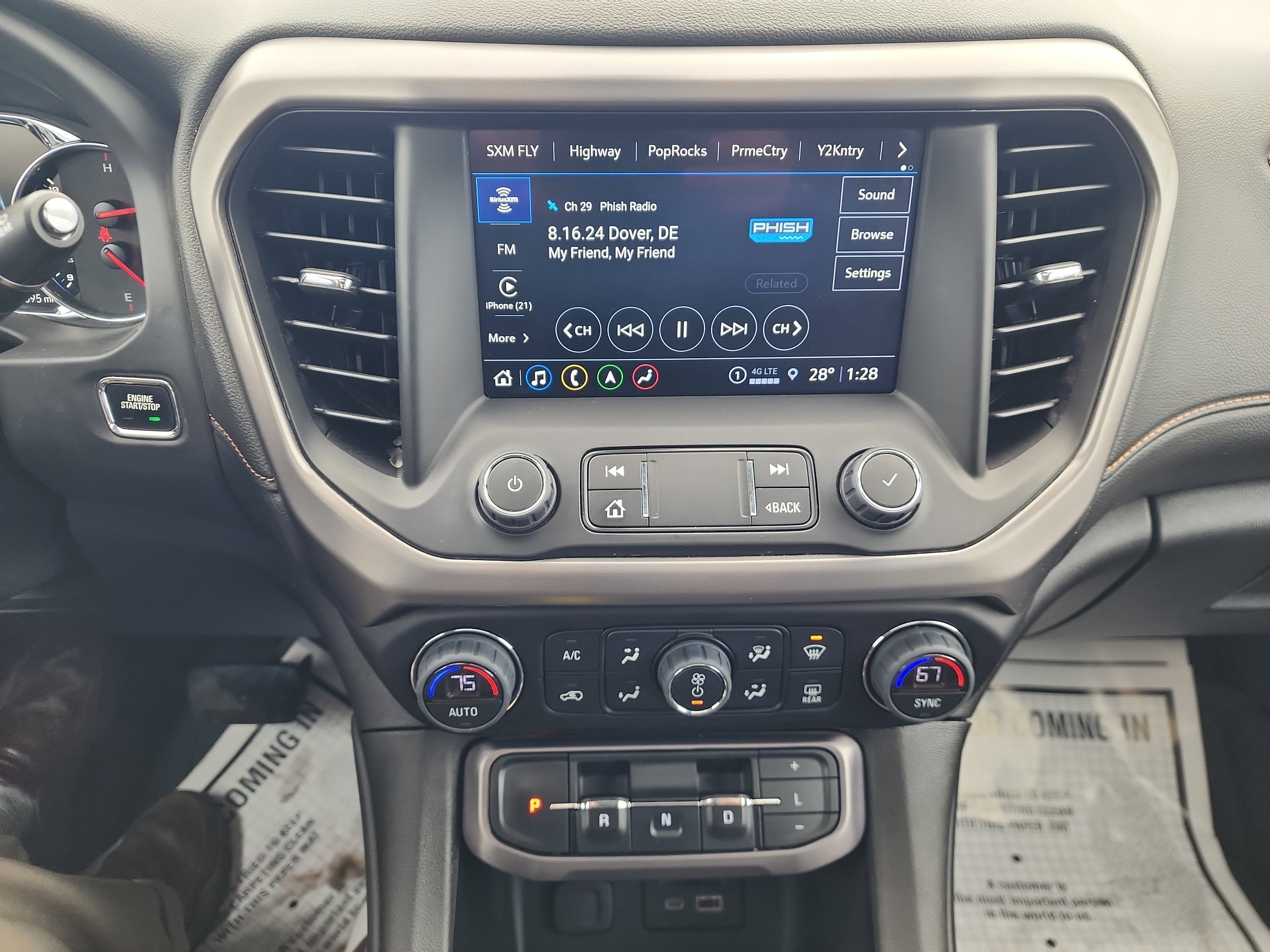 2023 GMC Acadia AT4