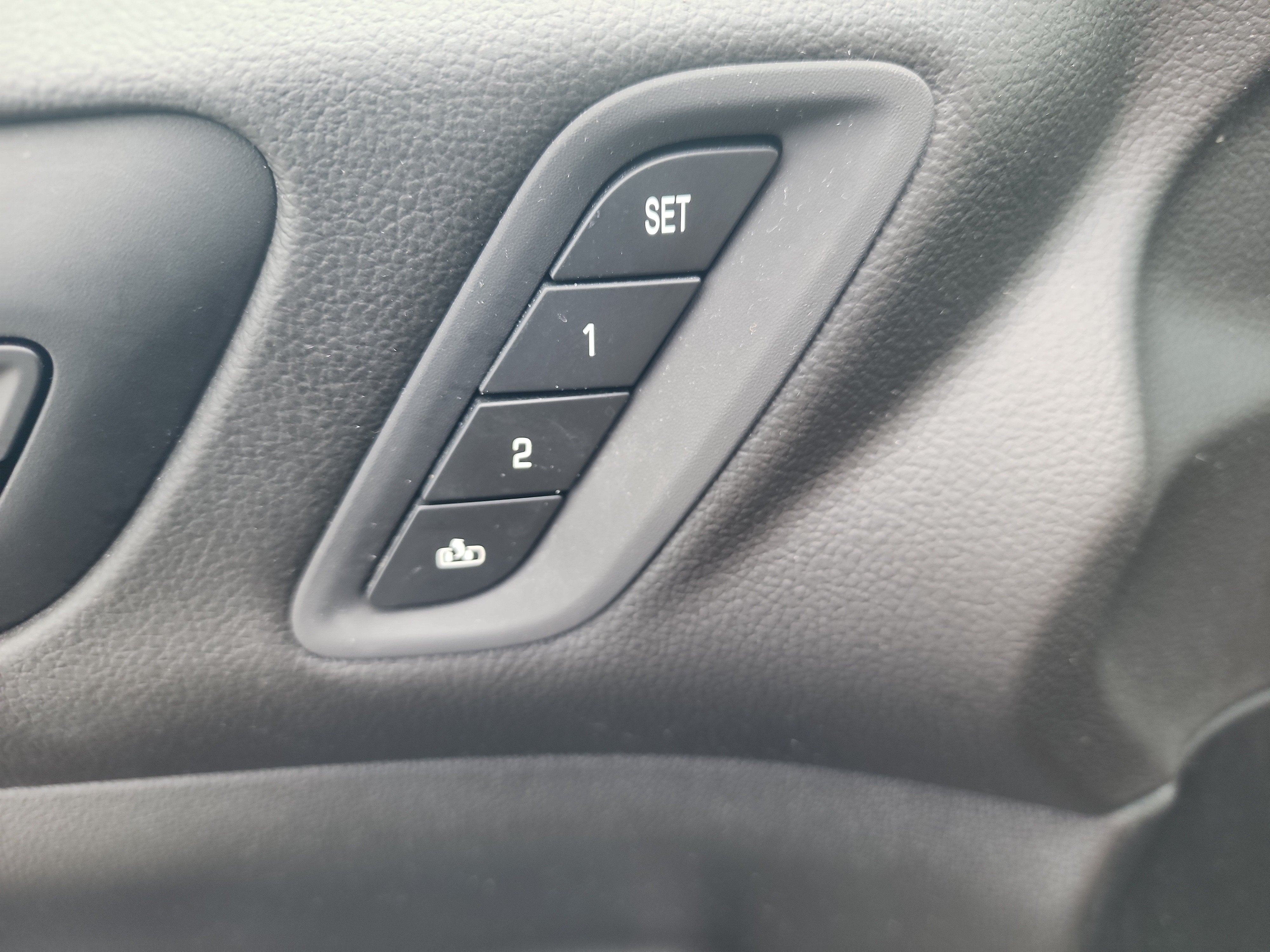 2021 GMC Acadia Denali - Photo 14