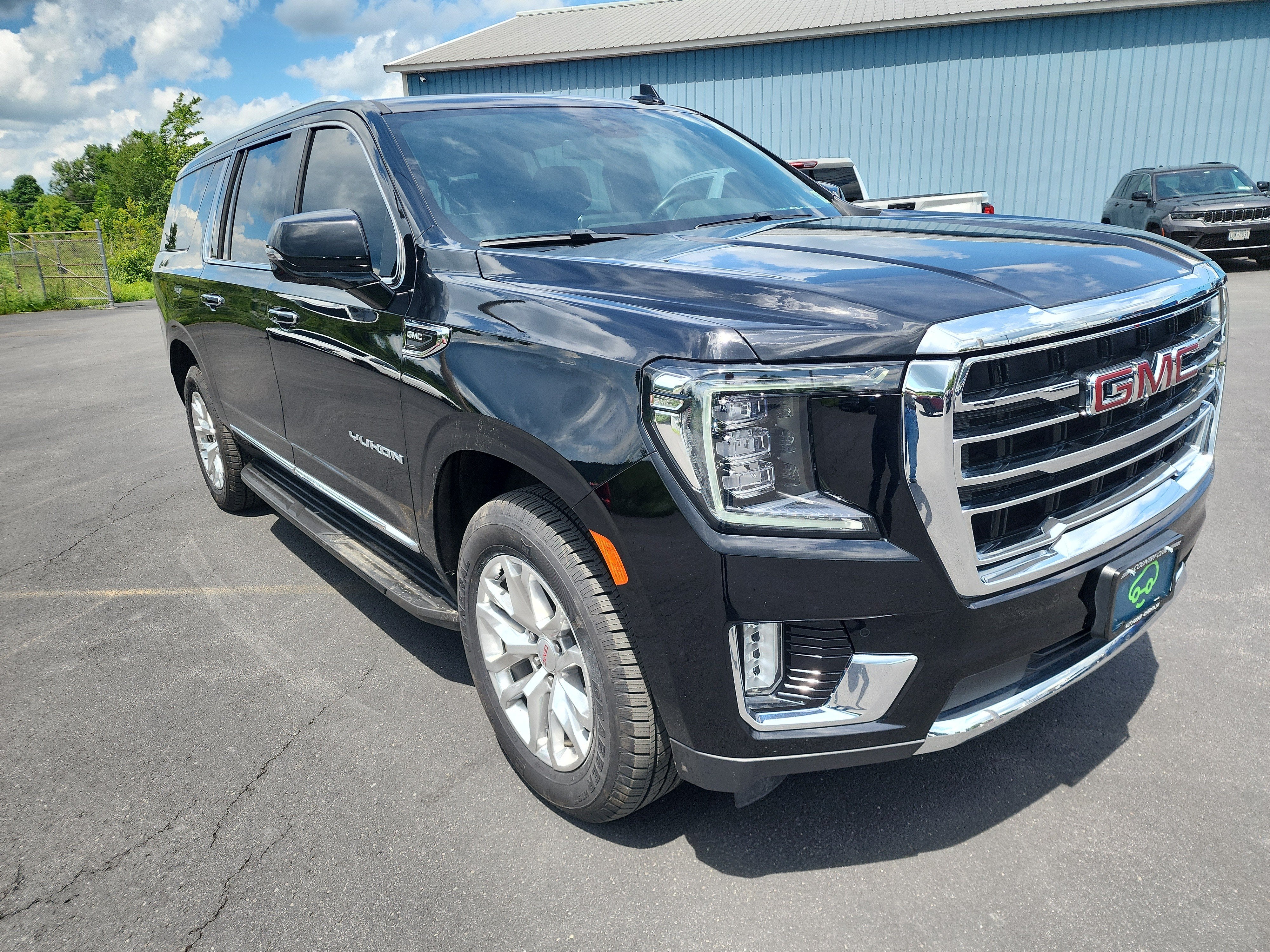 2024 GMC Yukon XL SLT