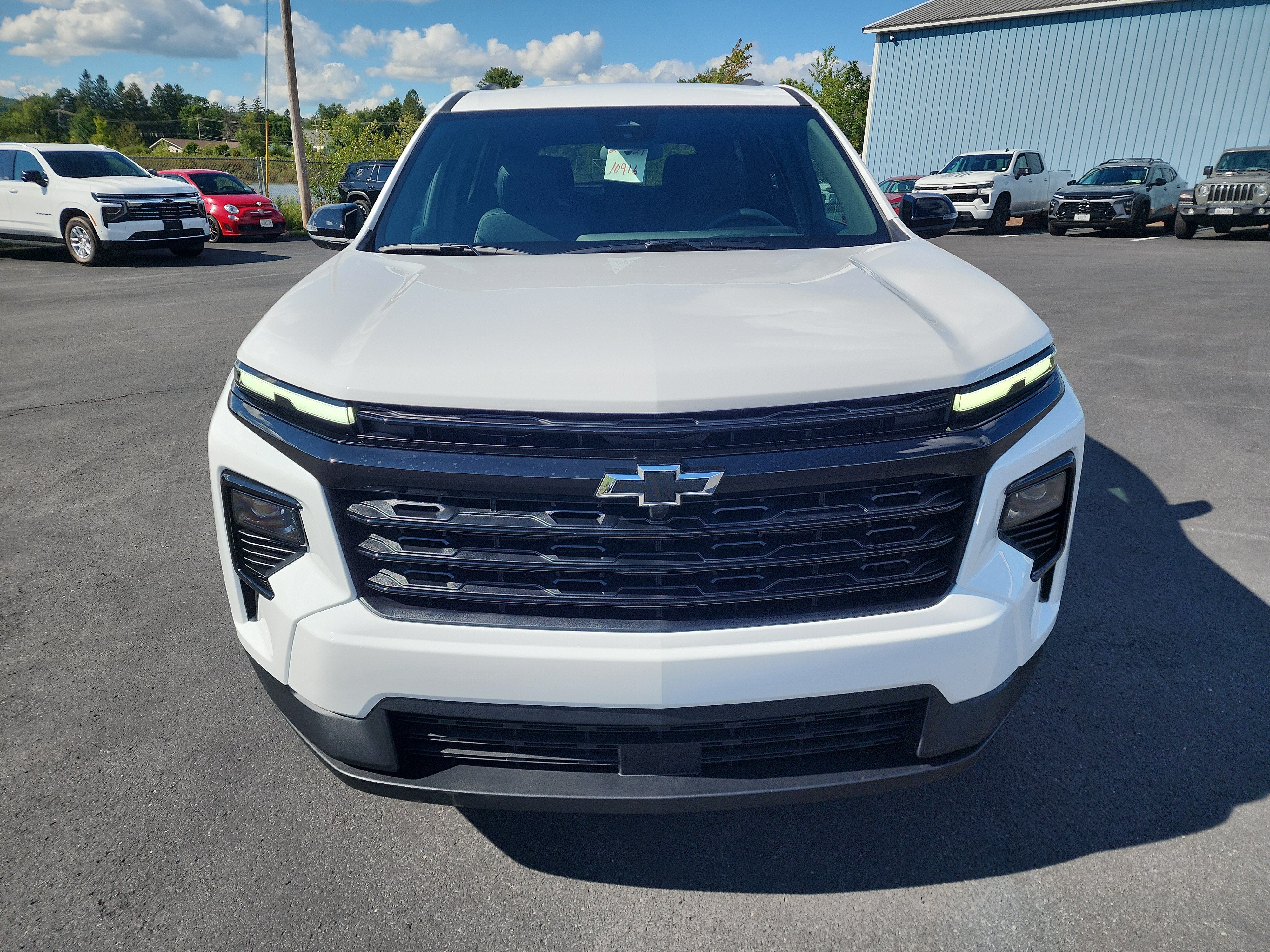 2027 Chevrolet Traverse LT