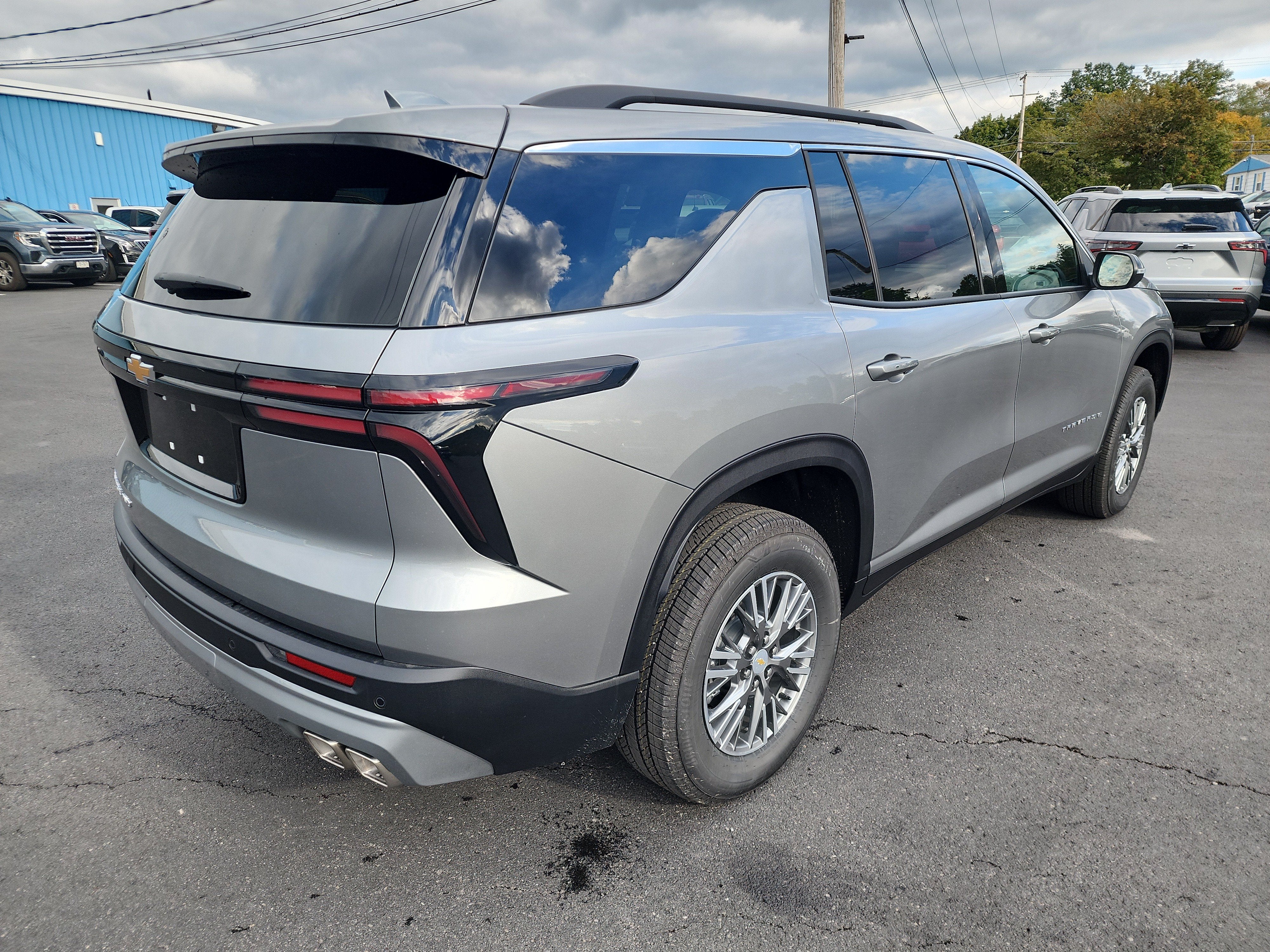 2027 Chevrolet Traverse LT