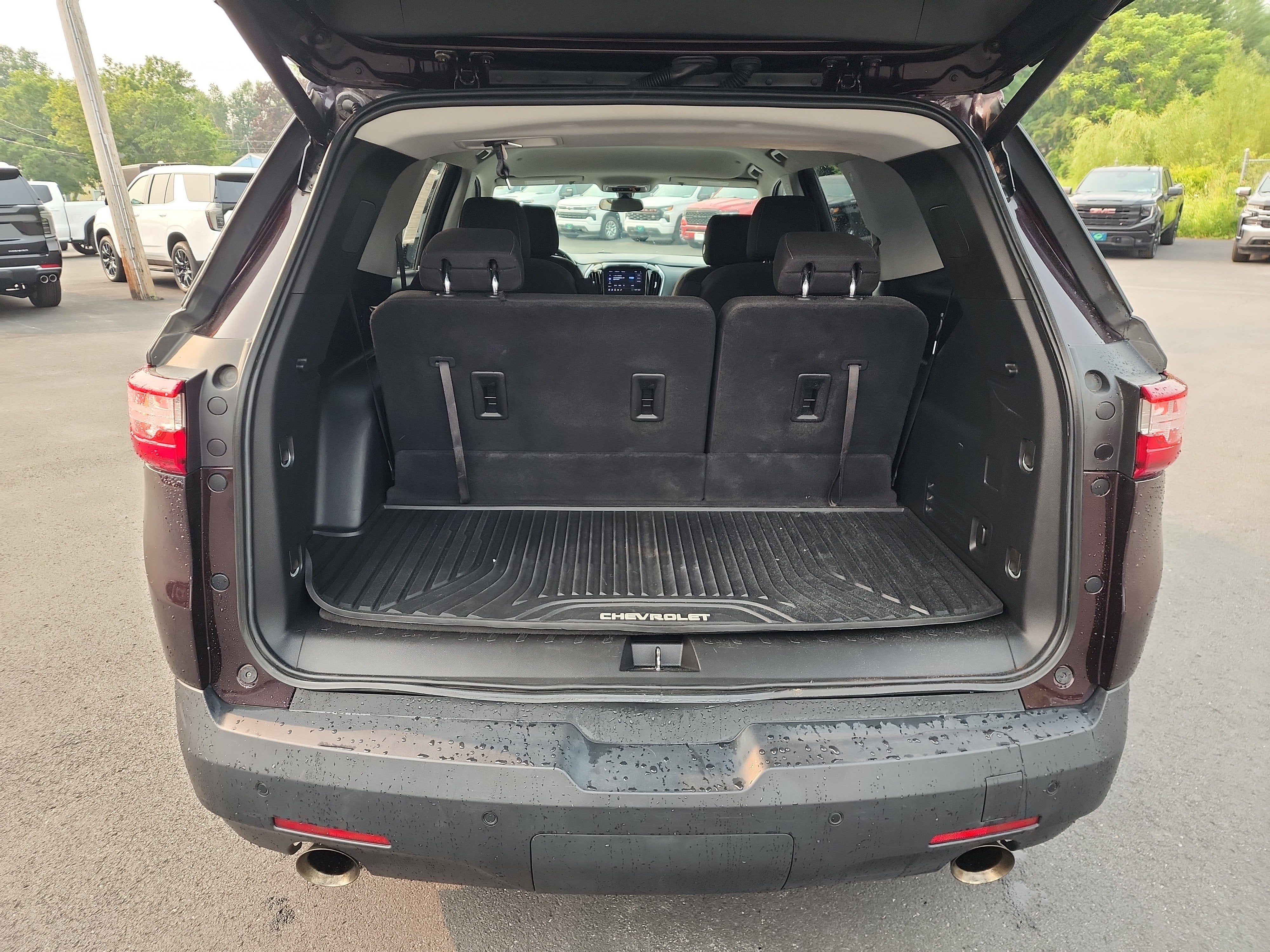 2020 Chevrolet Traverse LT Cloth