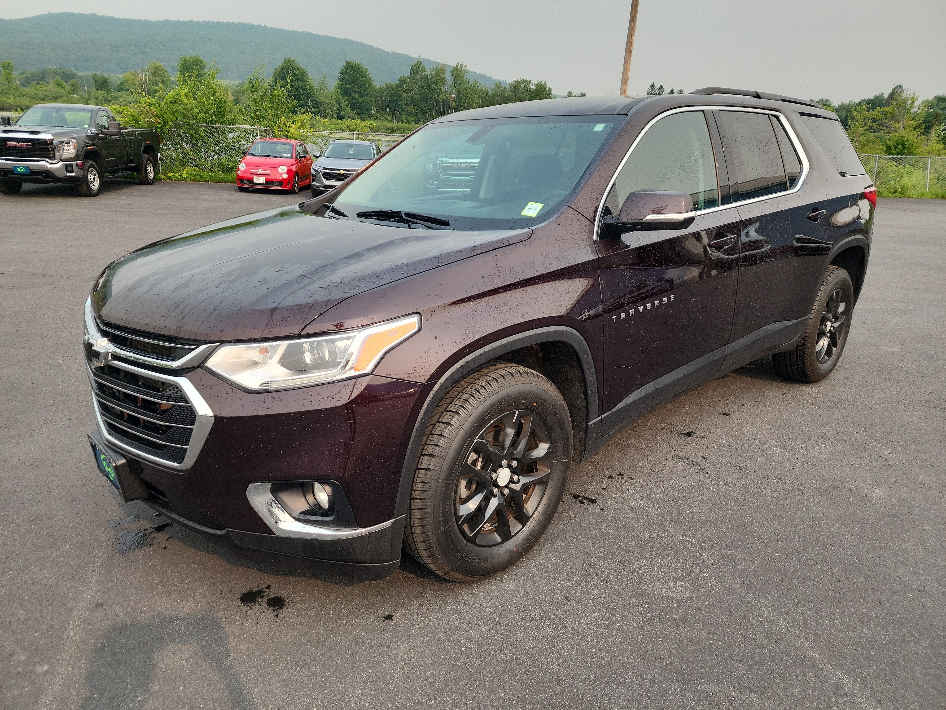2020 Chevrolet Traverse LT Cloth