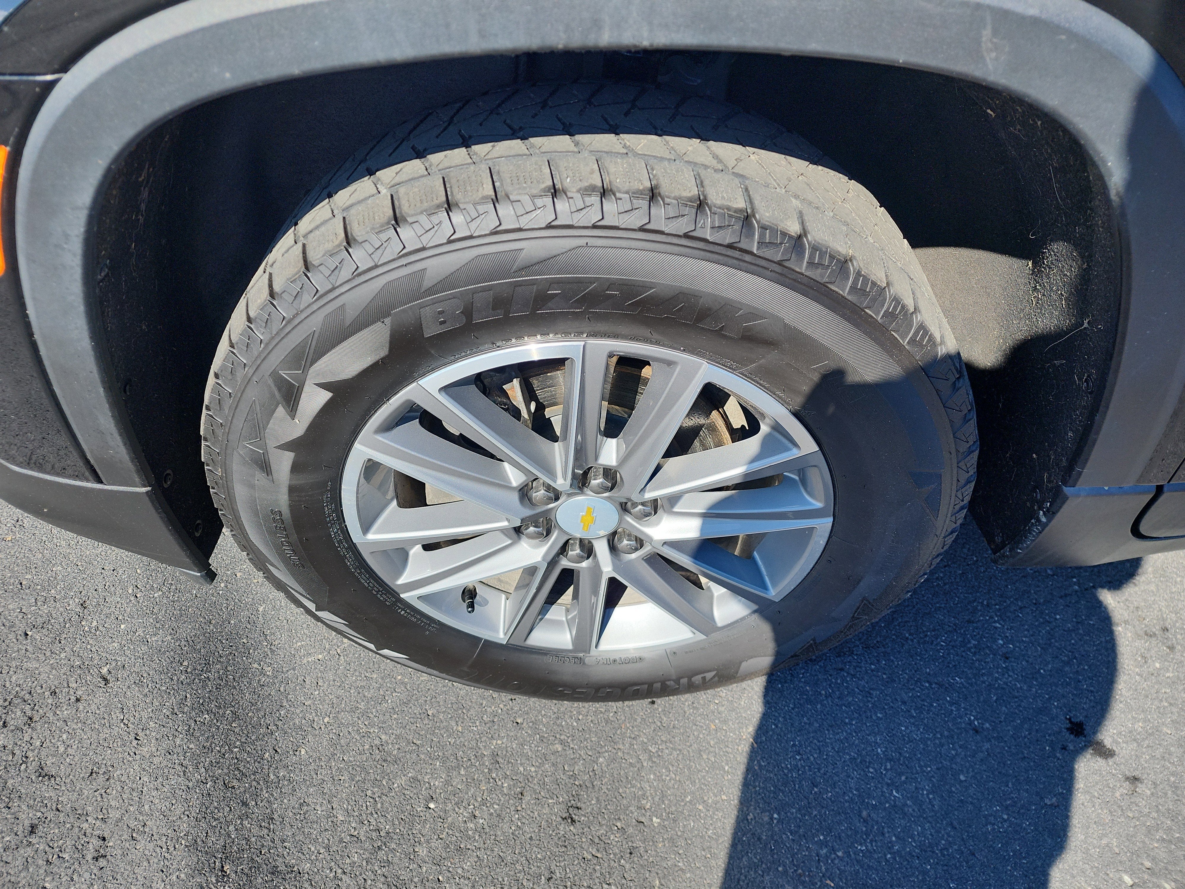 2022 Chevrolet Traverse LT Cloth