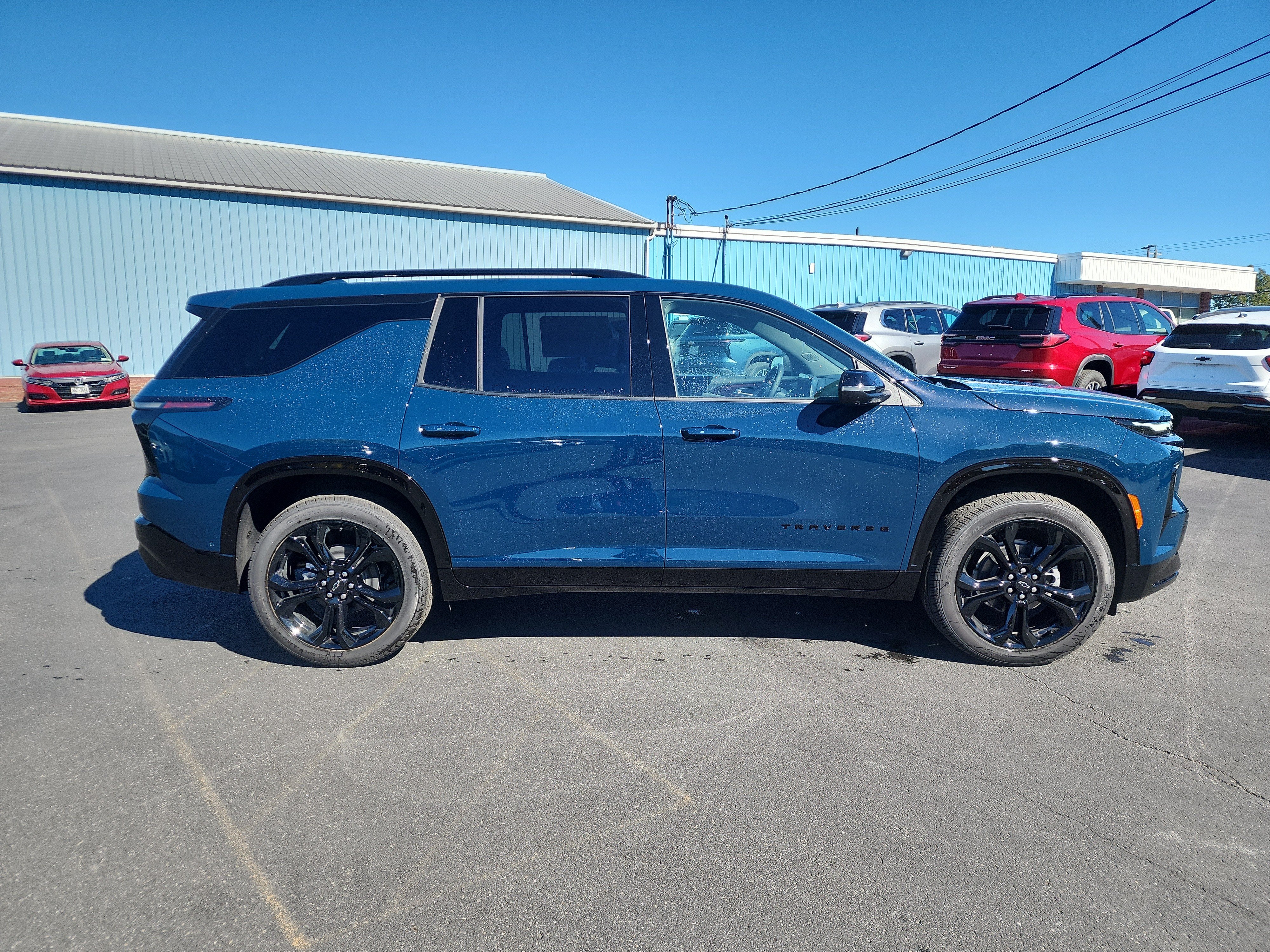 2027 Chevrolet Traverse RS