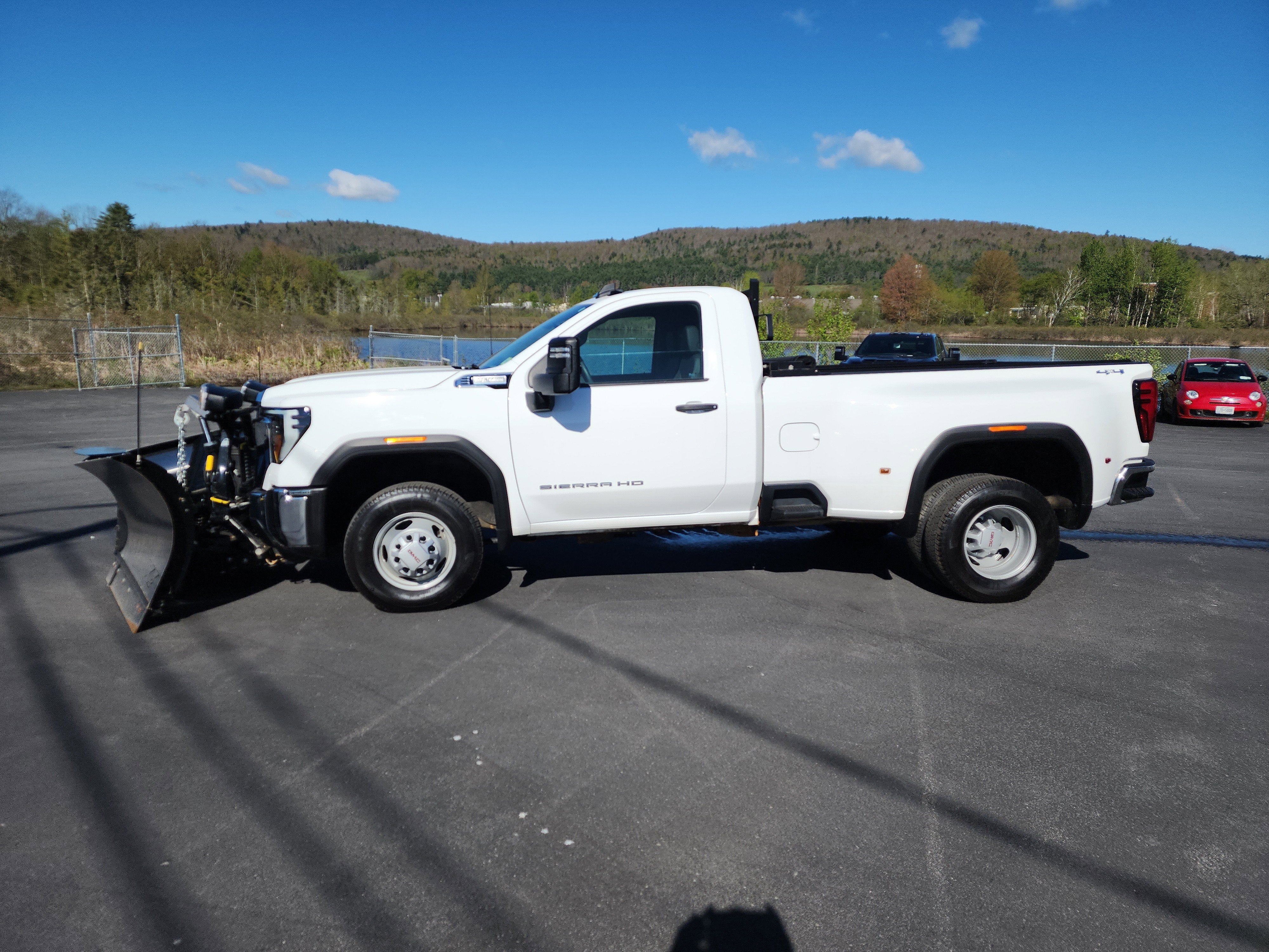 2024 GMC Sierra 3500 HD Pro DRW