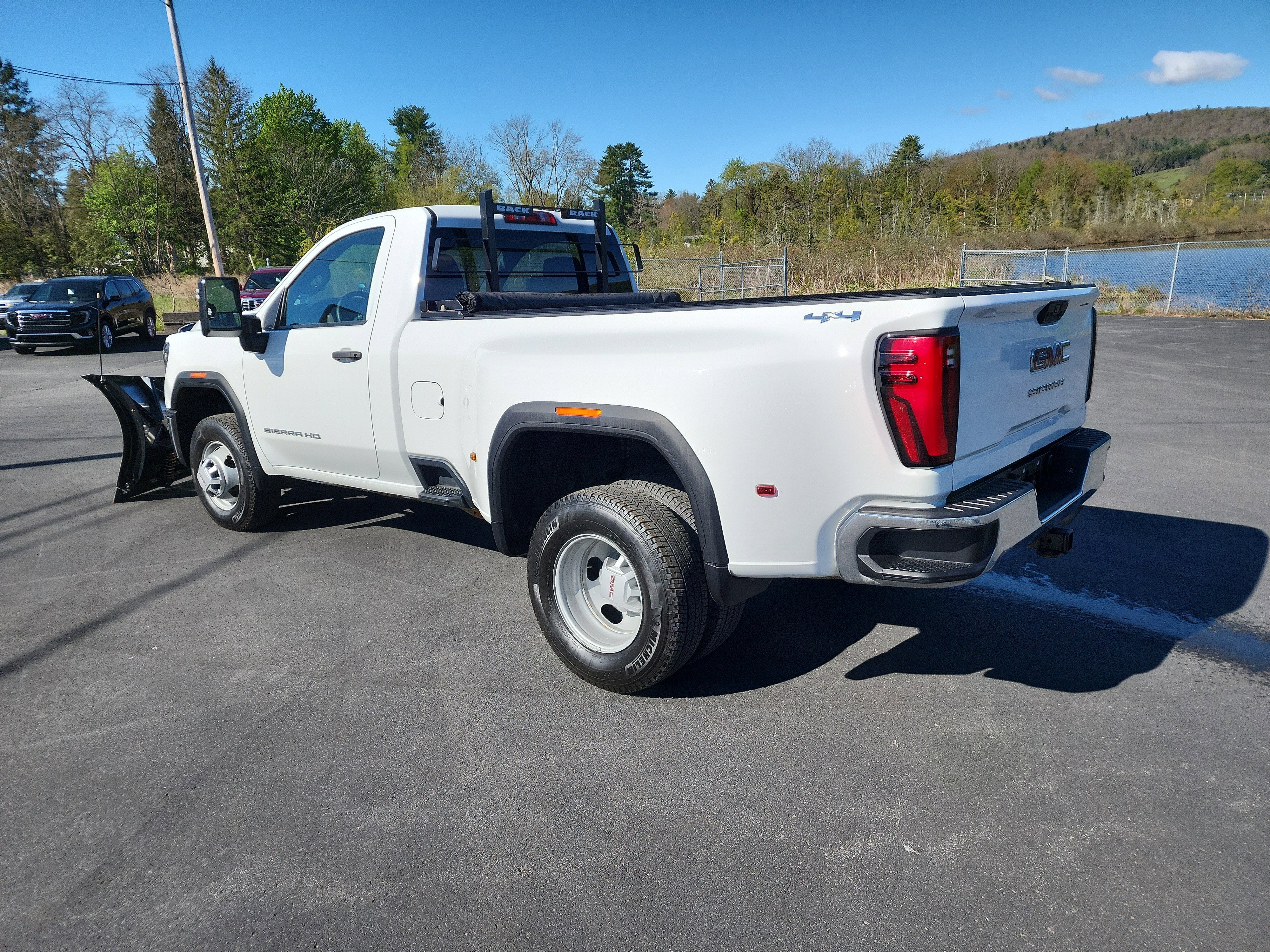 2024 GMC Sierra 3500 HD Pro DRW