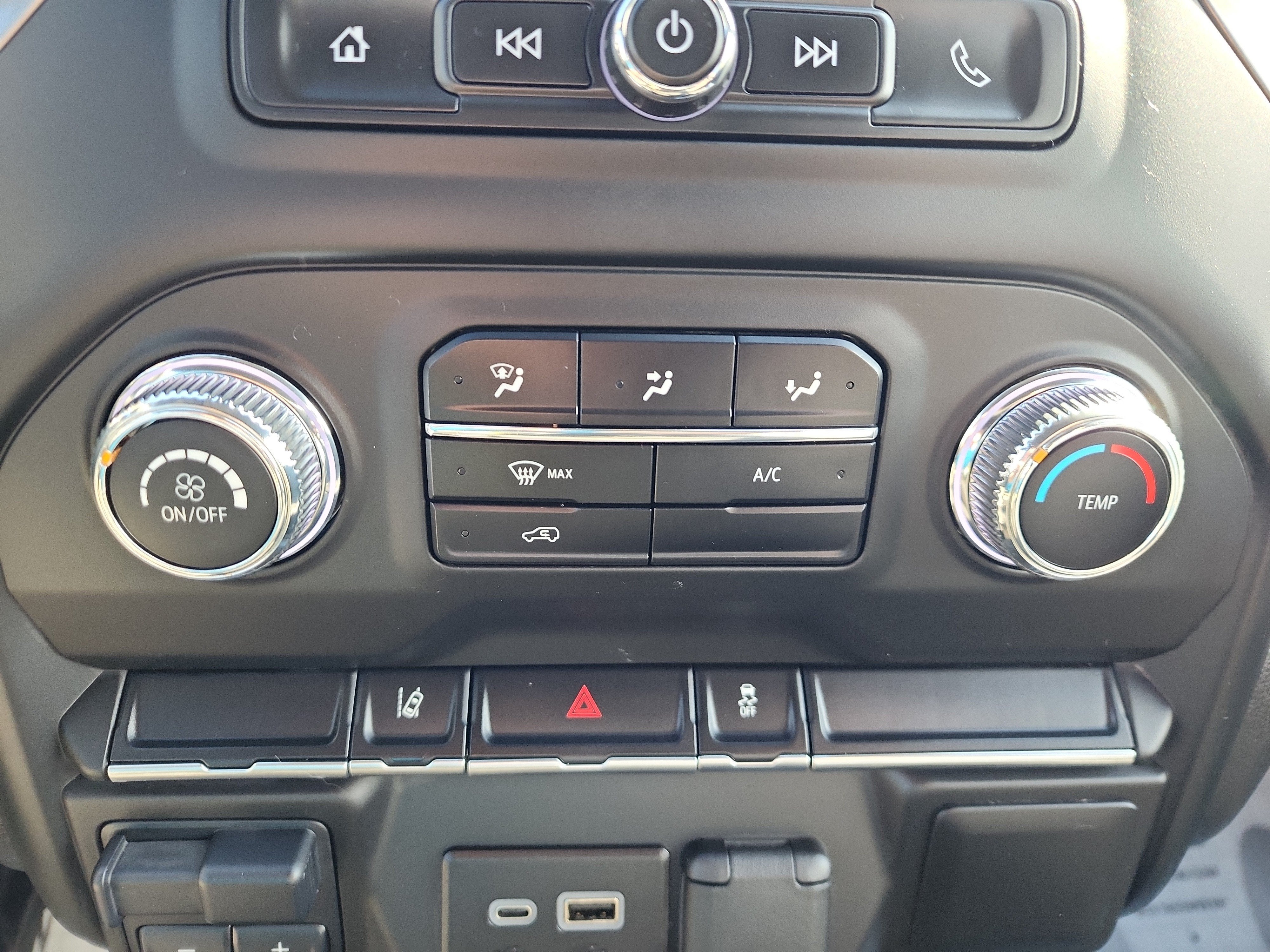2024 GMC Sierra 2500 HD Pro