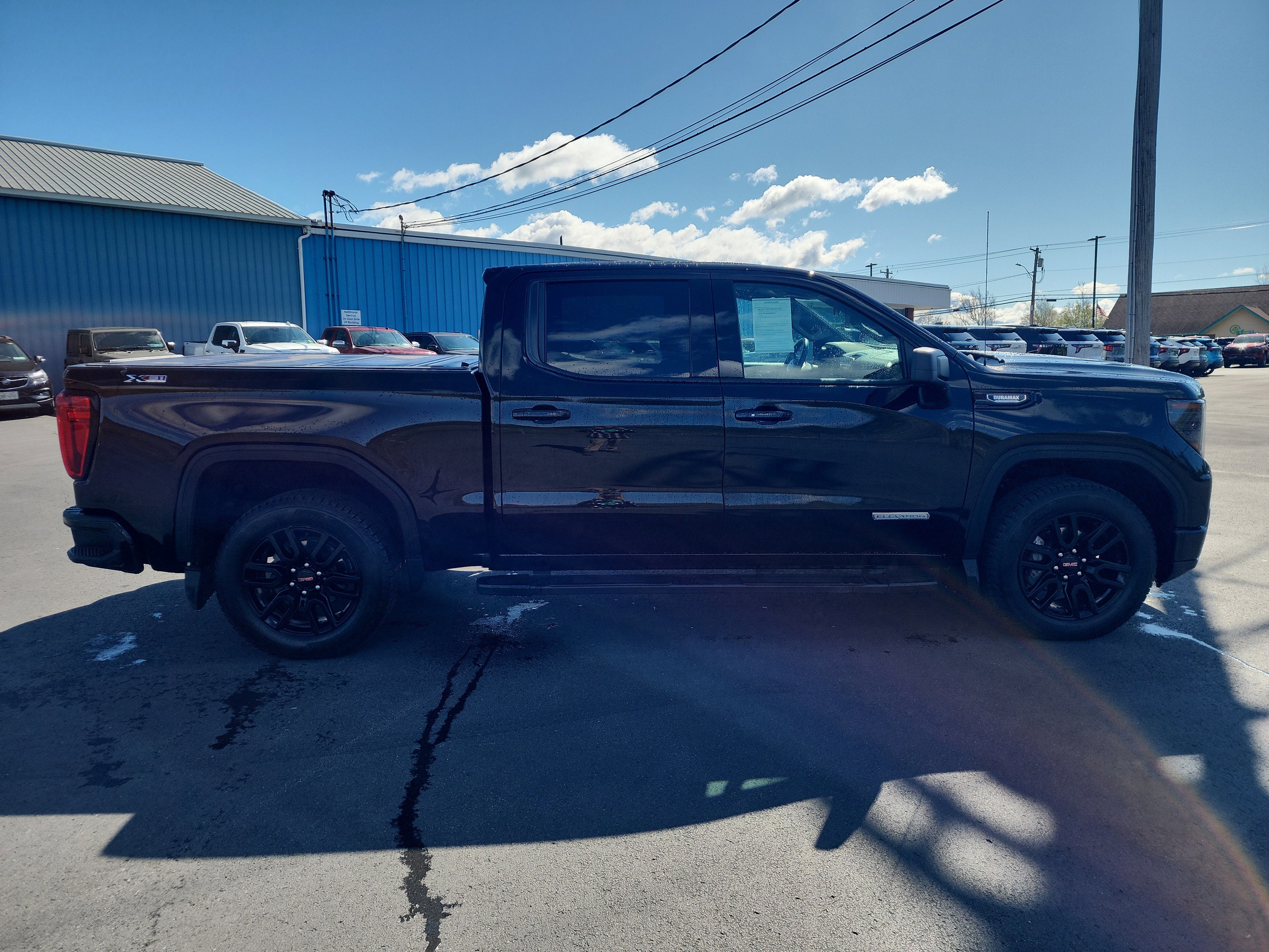 2023 GMC Sierra 1500 Elevation