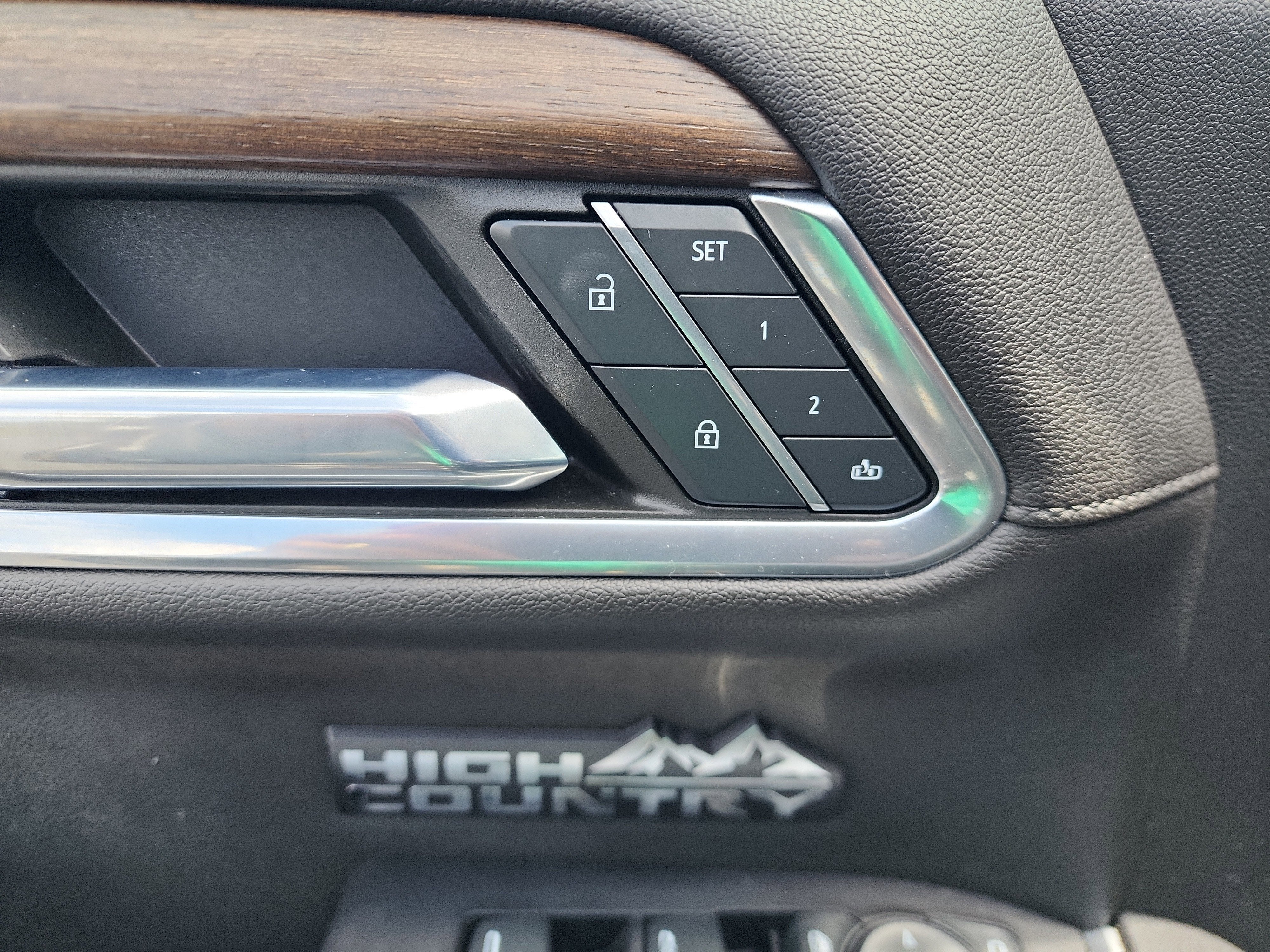 2023 Chevrolet Silverado 1500 High Country