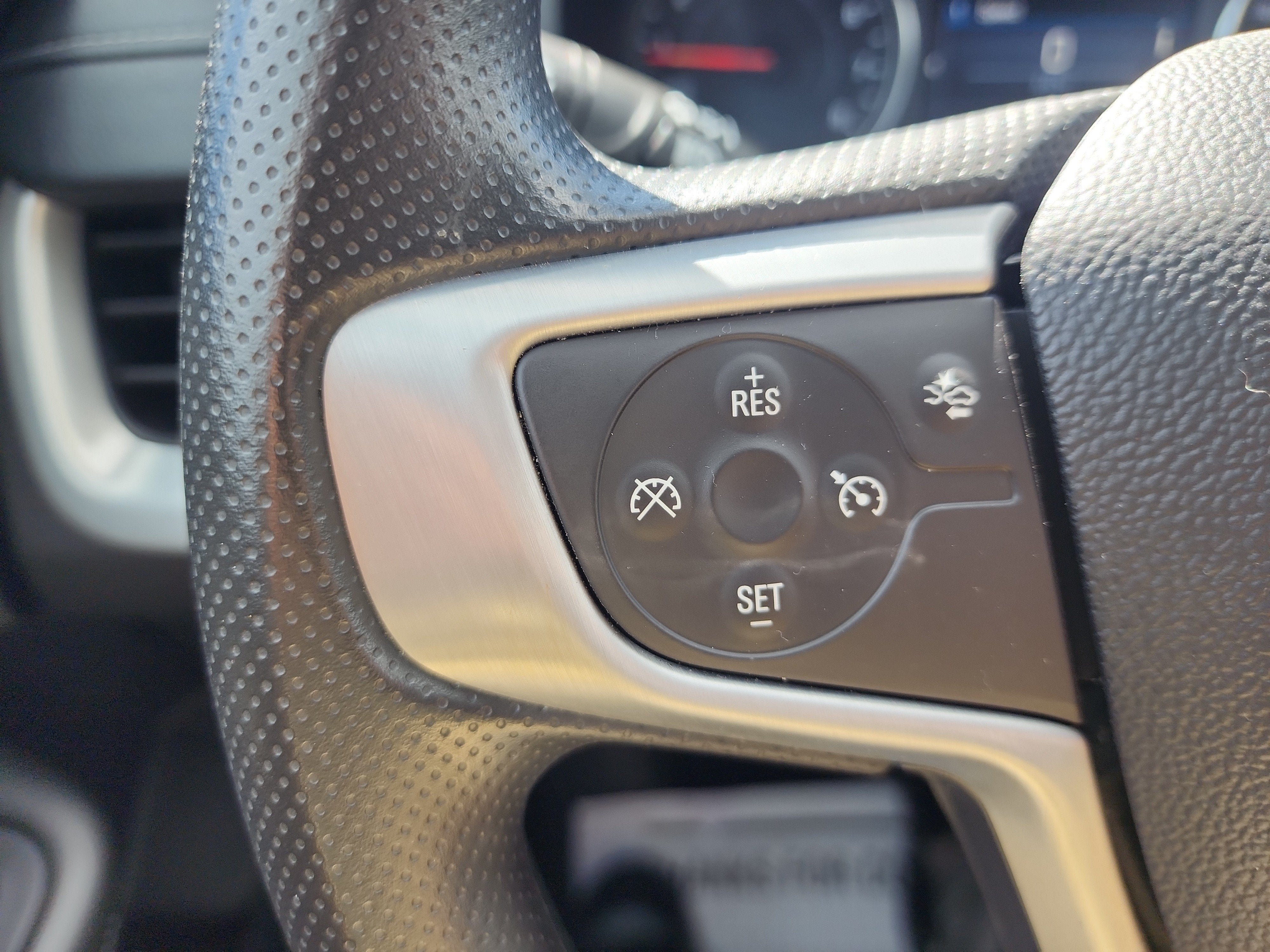 2024 GMC Terrain SLE - Photo 18