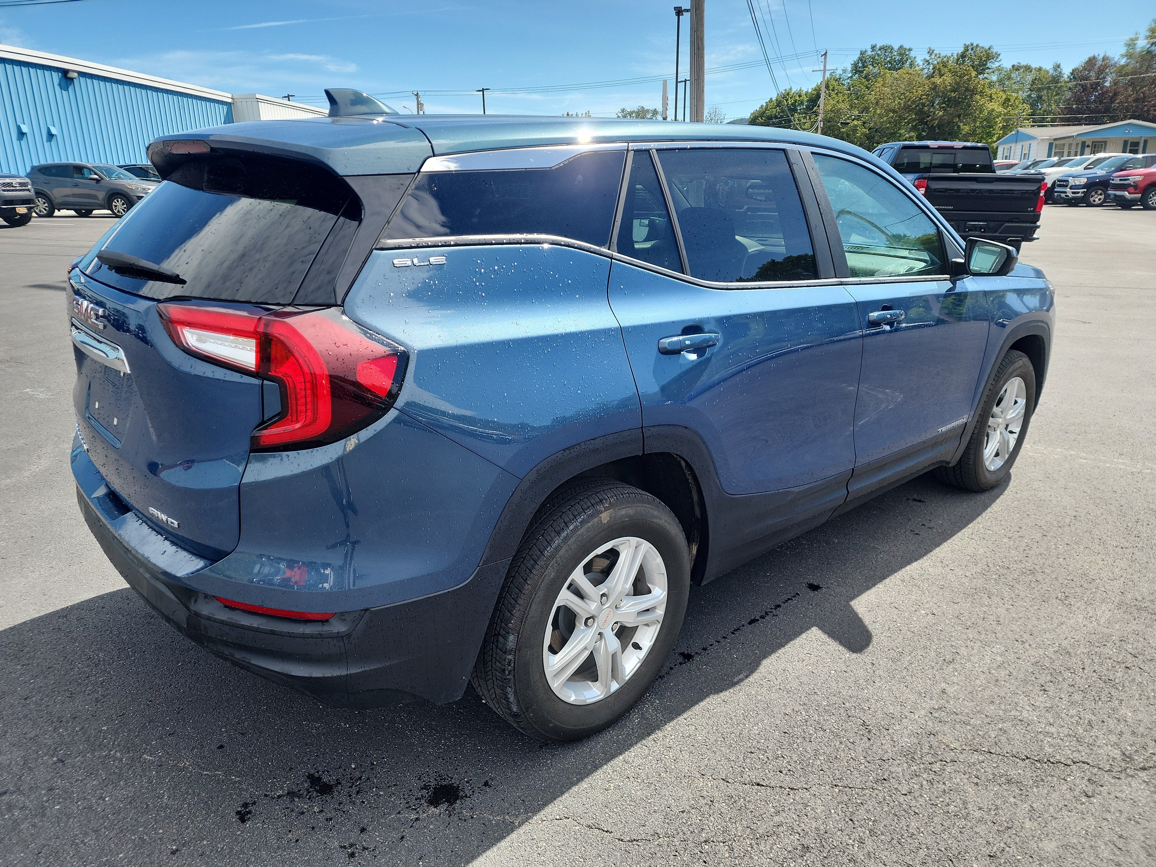 2024 GMC Terrain SLE - Photo 8