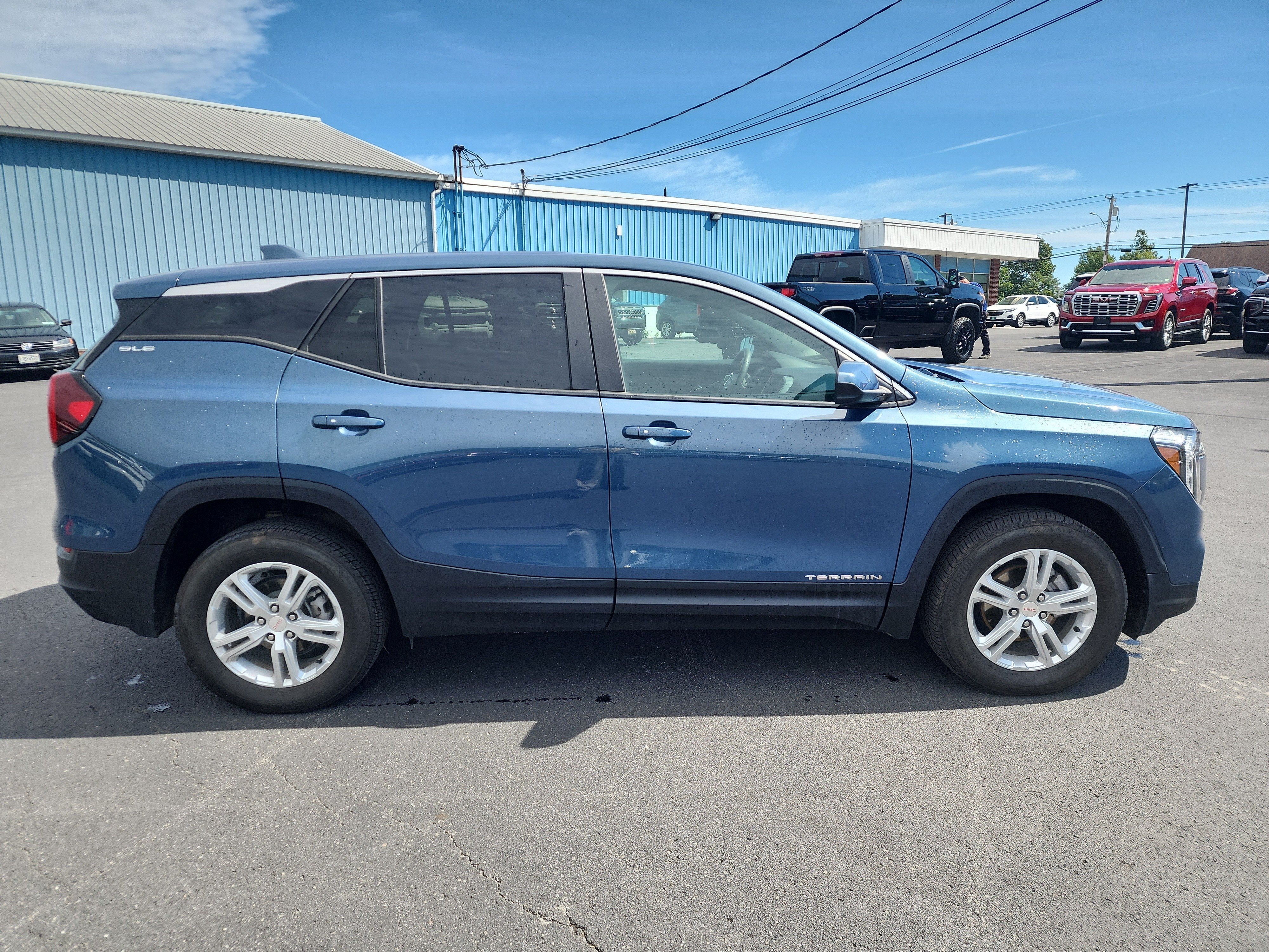 2024 GMC Terrain SLE - Photo 9