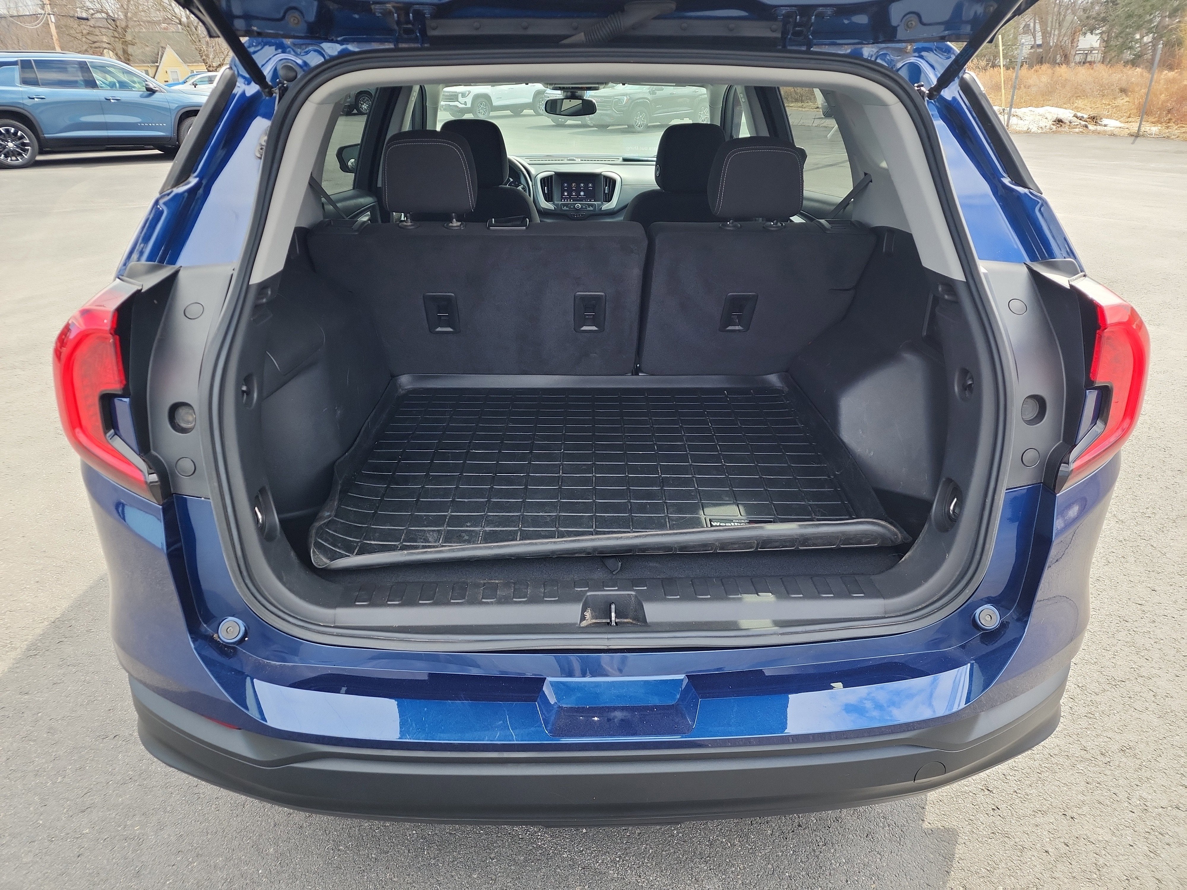 2022 GMC Terrain SLE