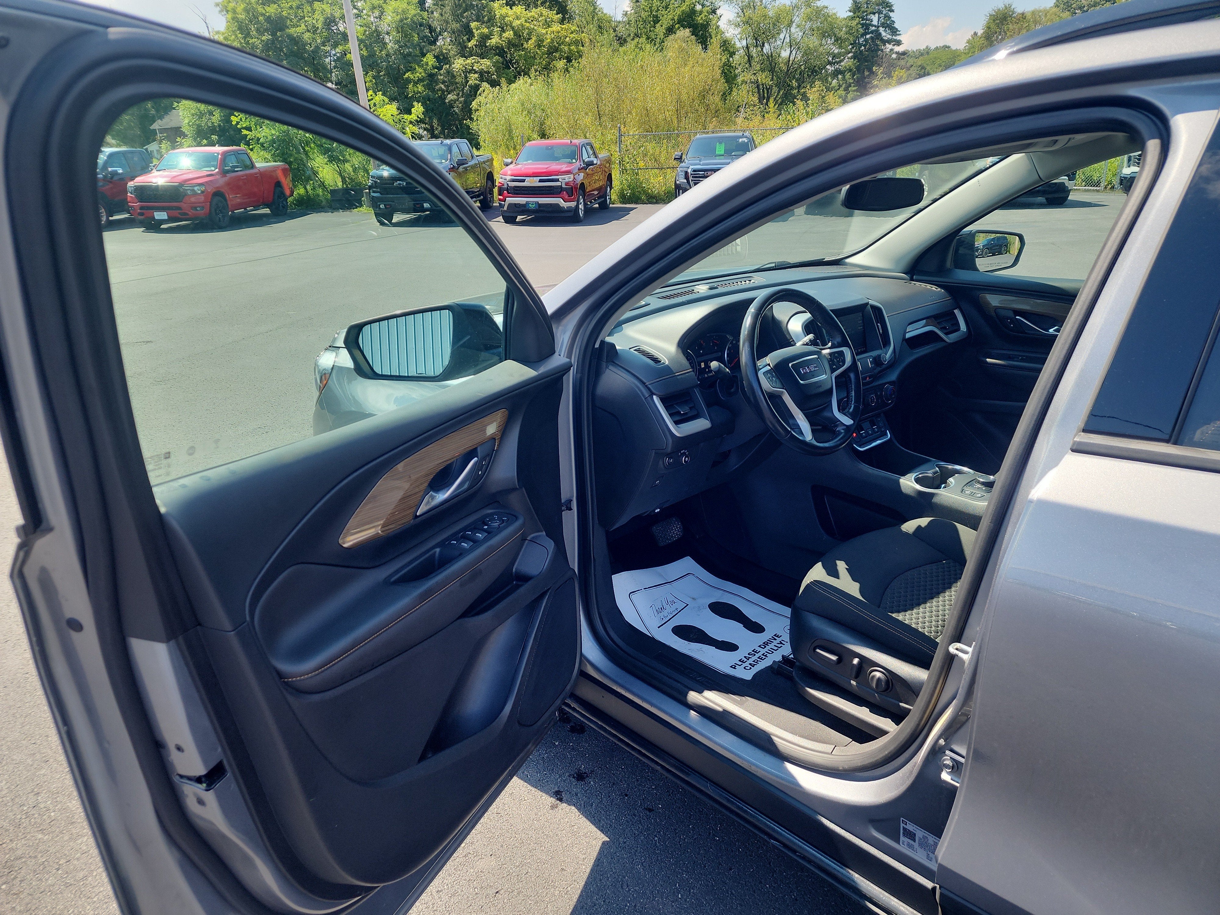 2021 GMC Terrain SLE