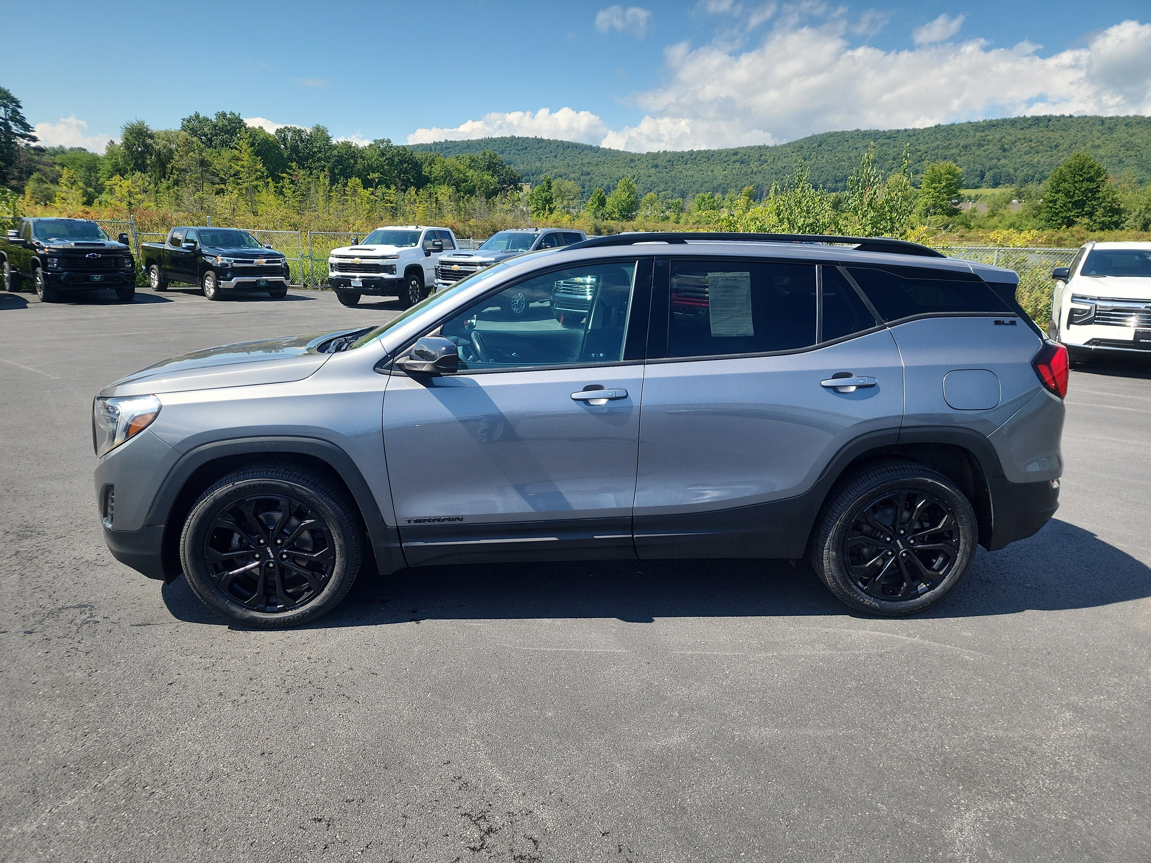 2021 GMC Terrain SLE