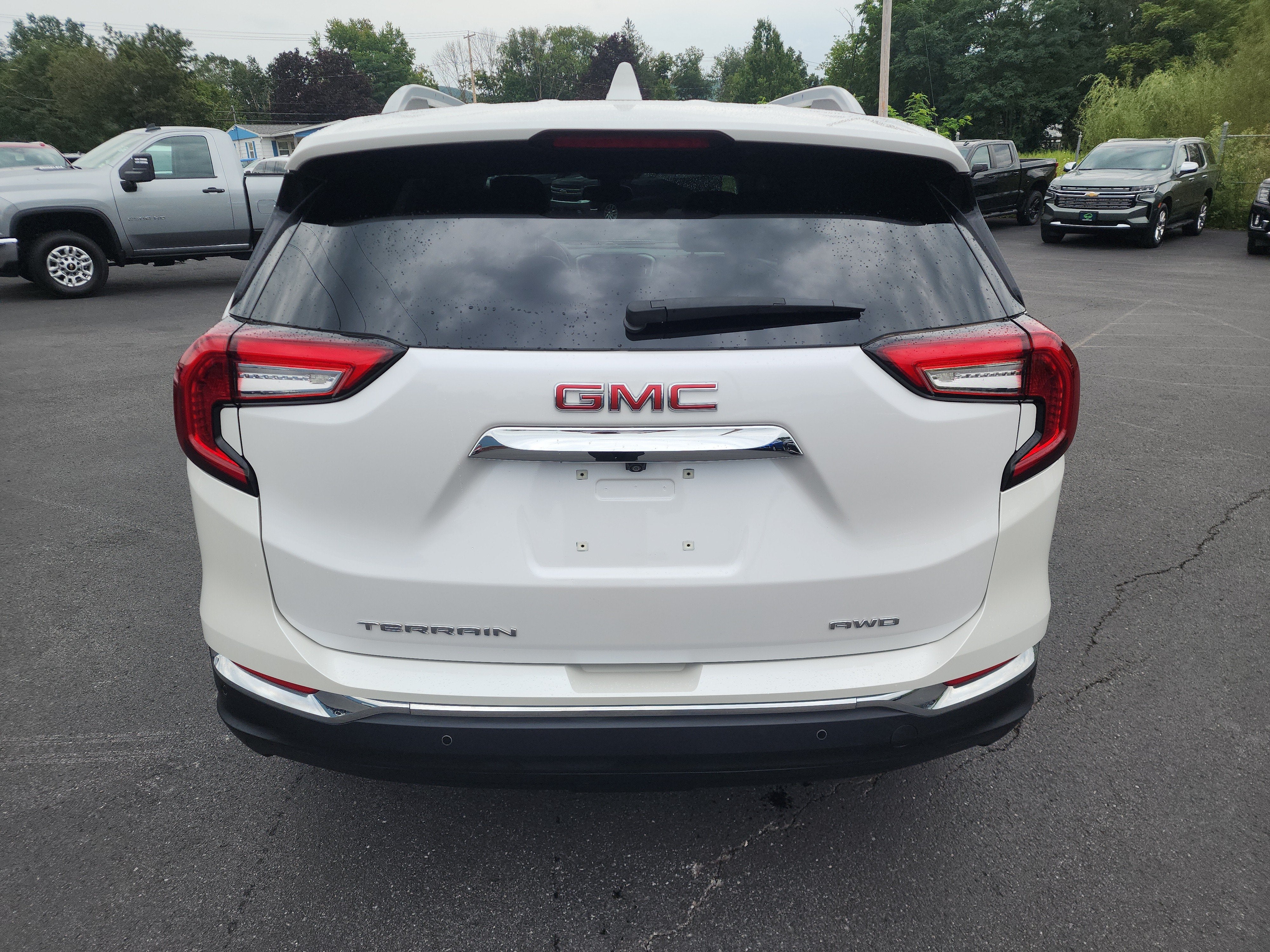 2024 GMC Terrain SLT