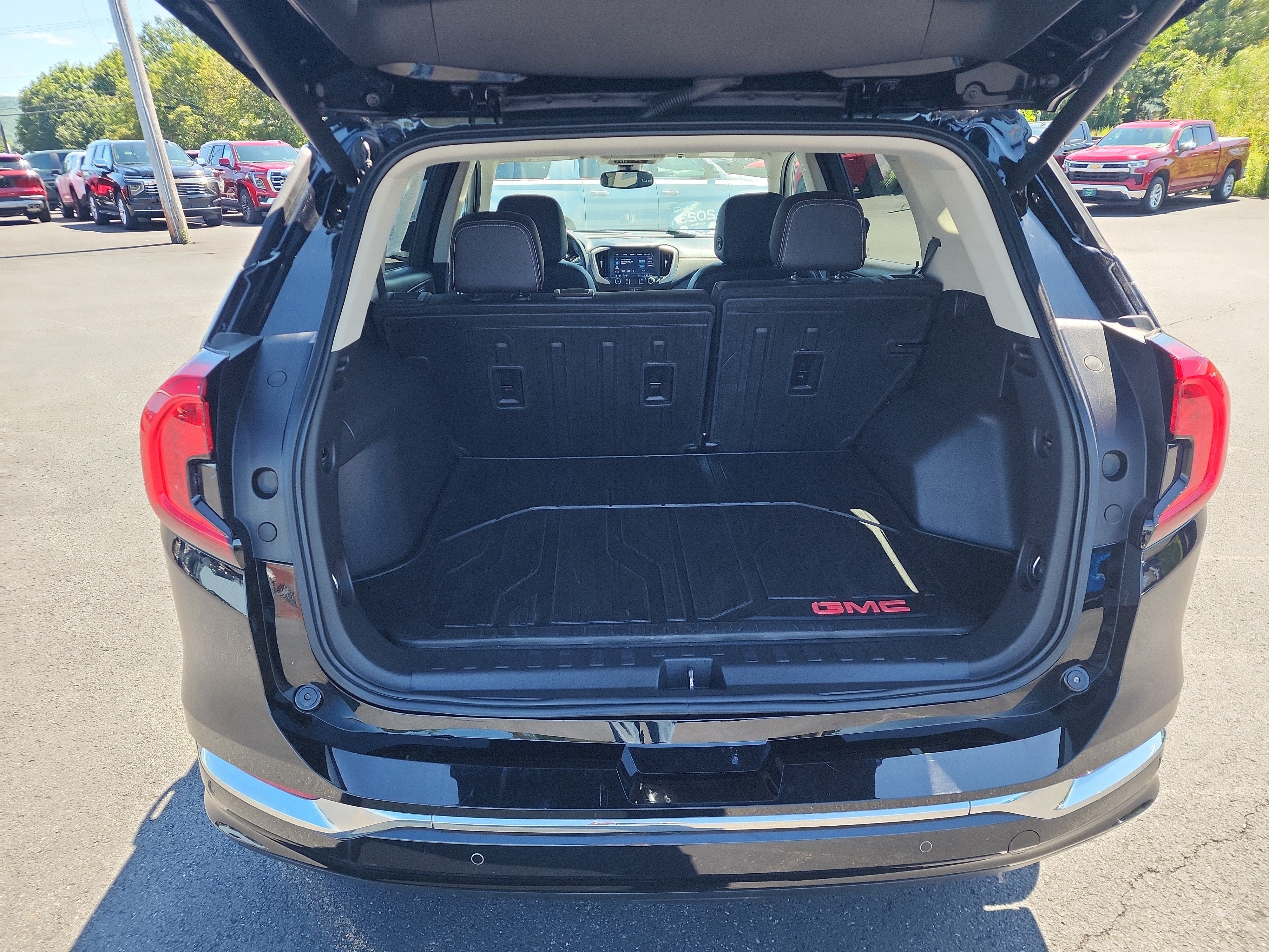 2023 GMC Terrain Denali