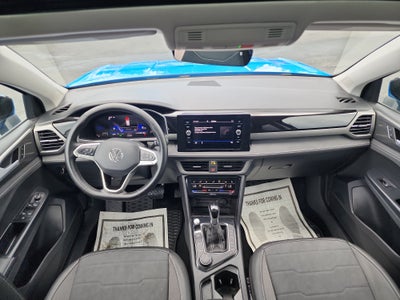 2025 Volkswagen Taos 1.5T SE Black