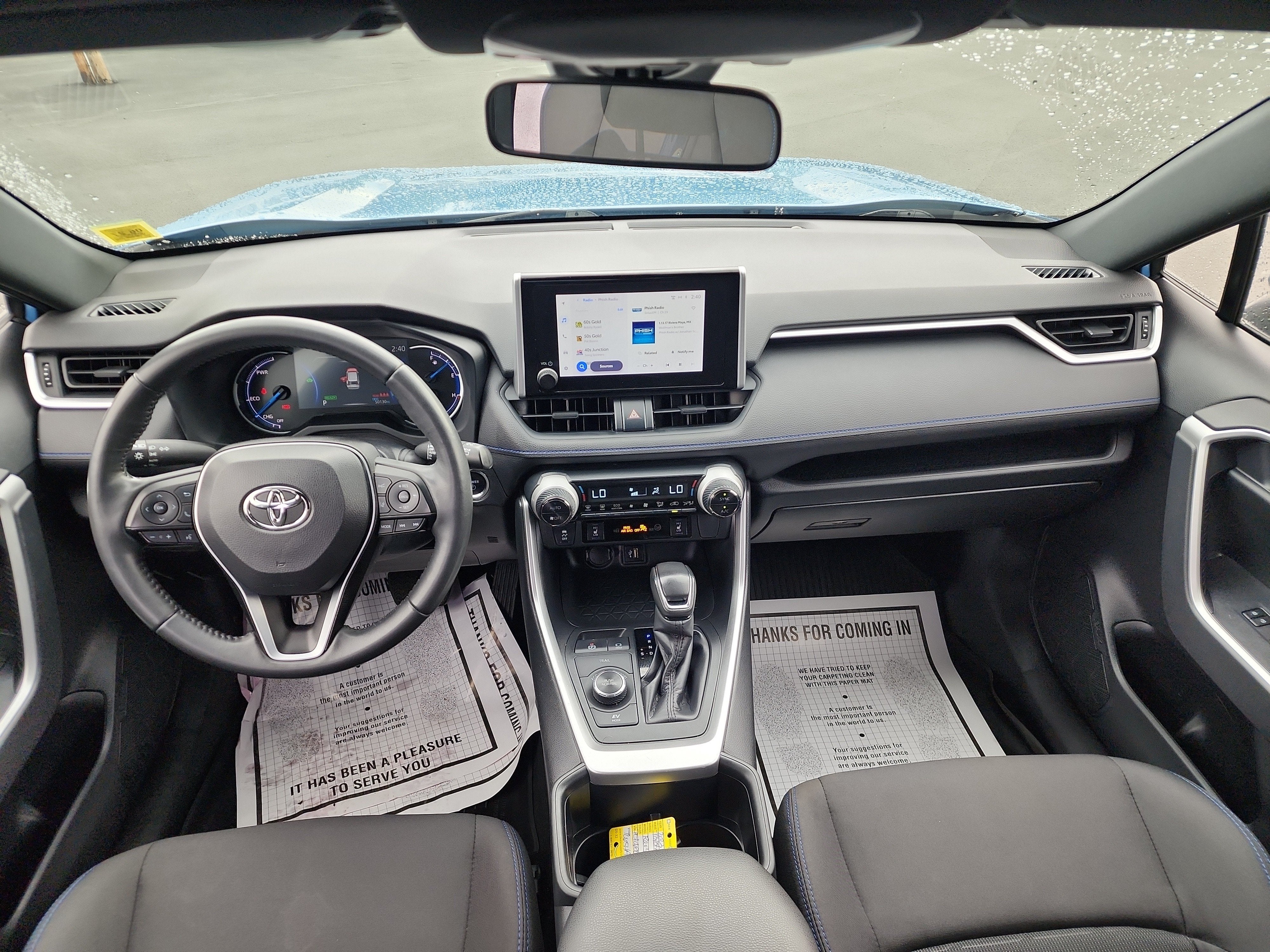 2023 Toyota RAV4 Hybrid SE