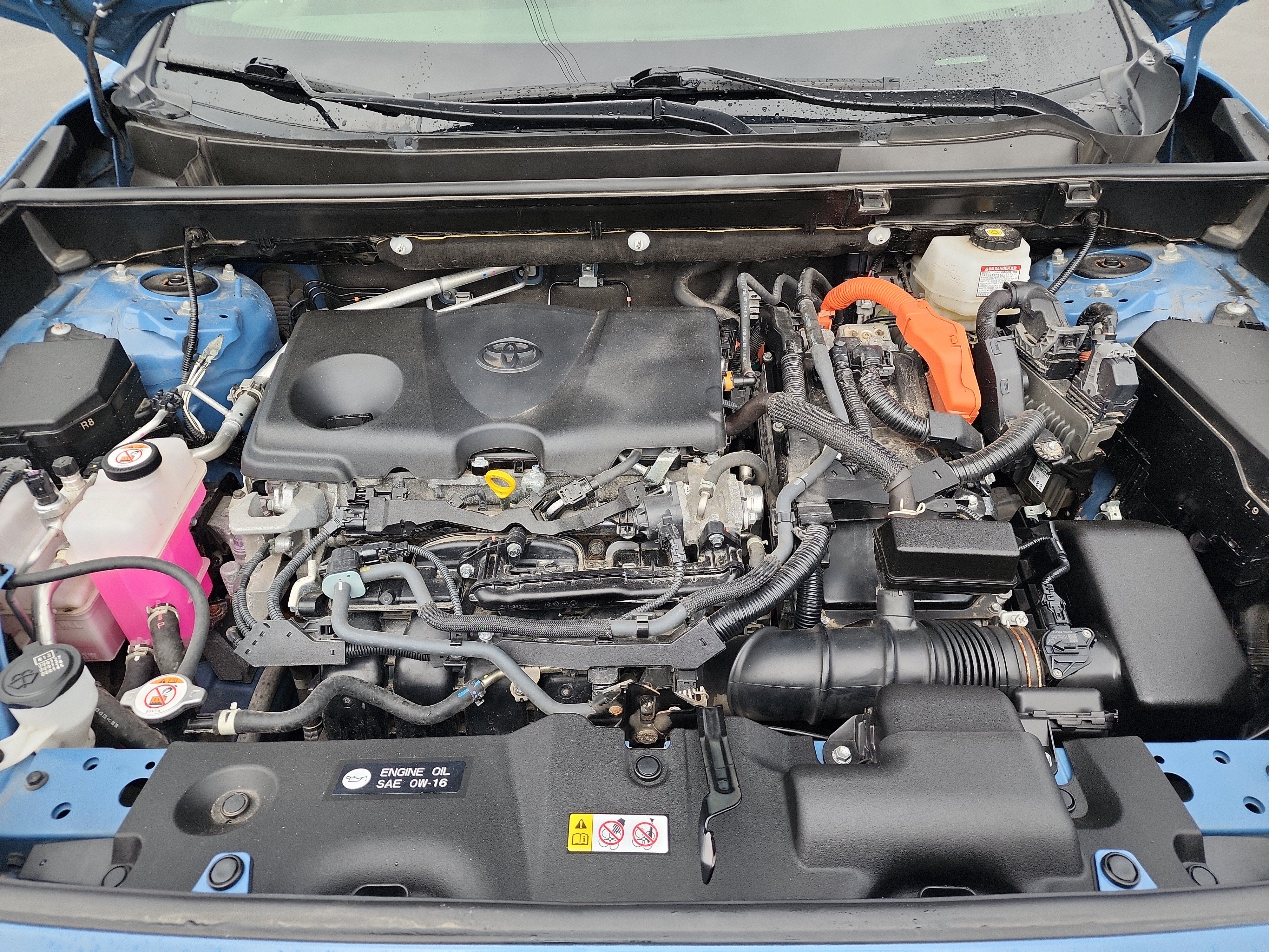 2023 Toyota RAV4 Hybrid SE
