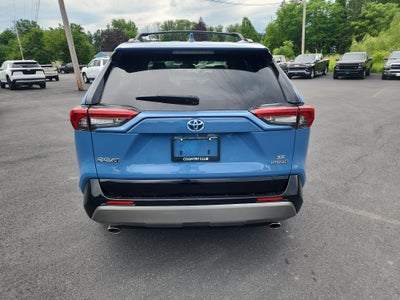 2023 Toyota RAV4 Hybrid SE
