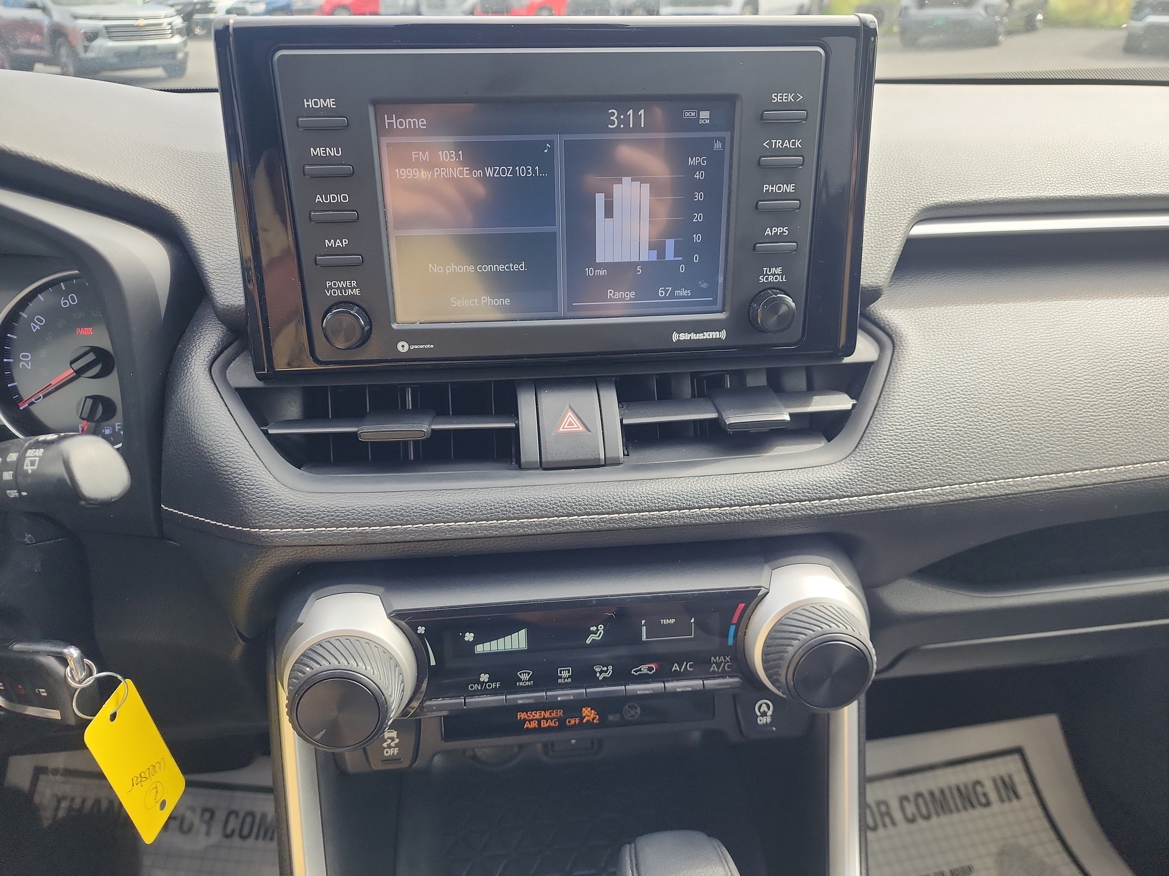 2020 Toyota RAV4 LE