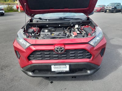 2020 Toyota RAV4 LE