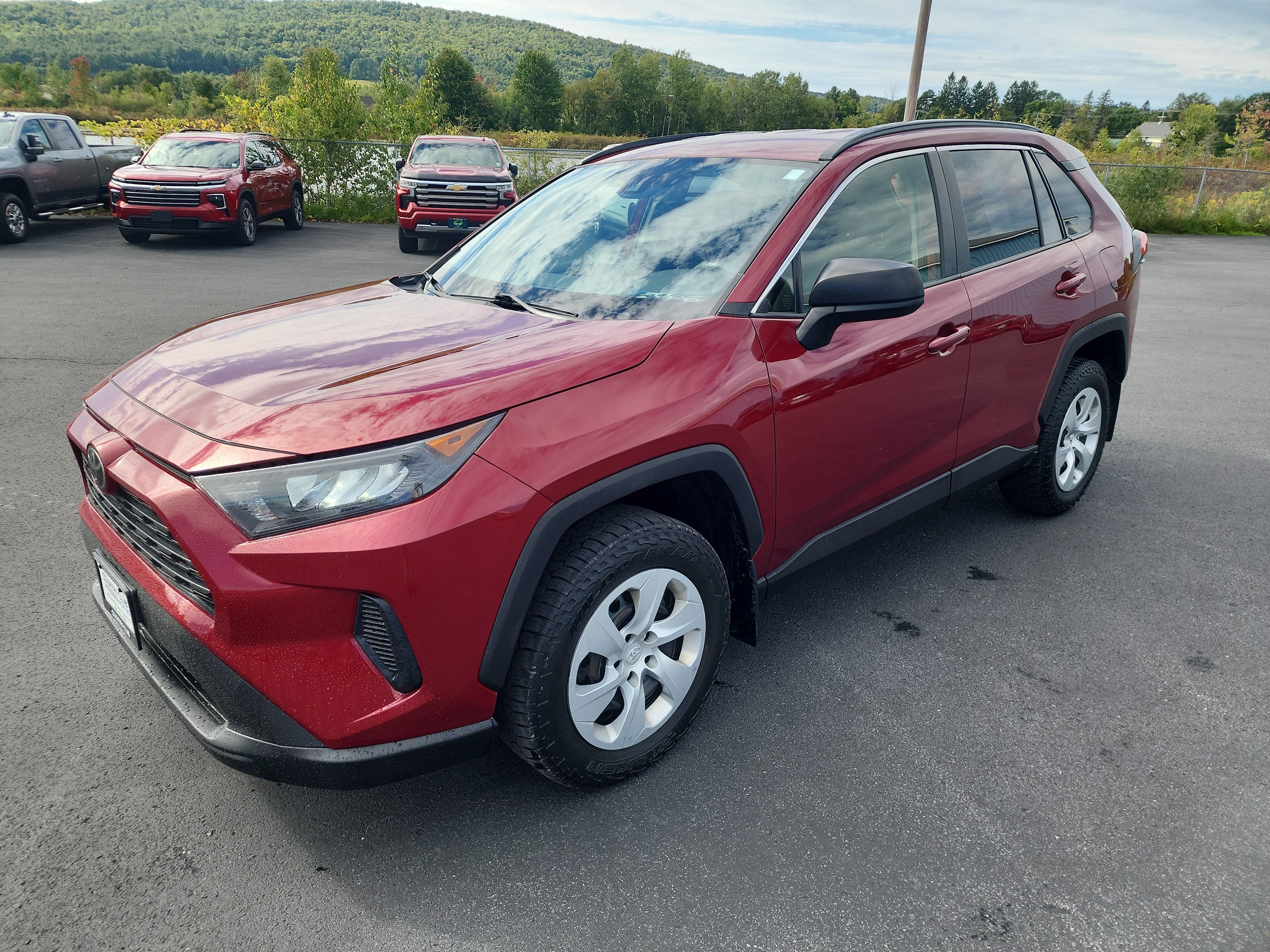 2020 Toyota RAV4 LE