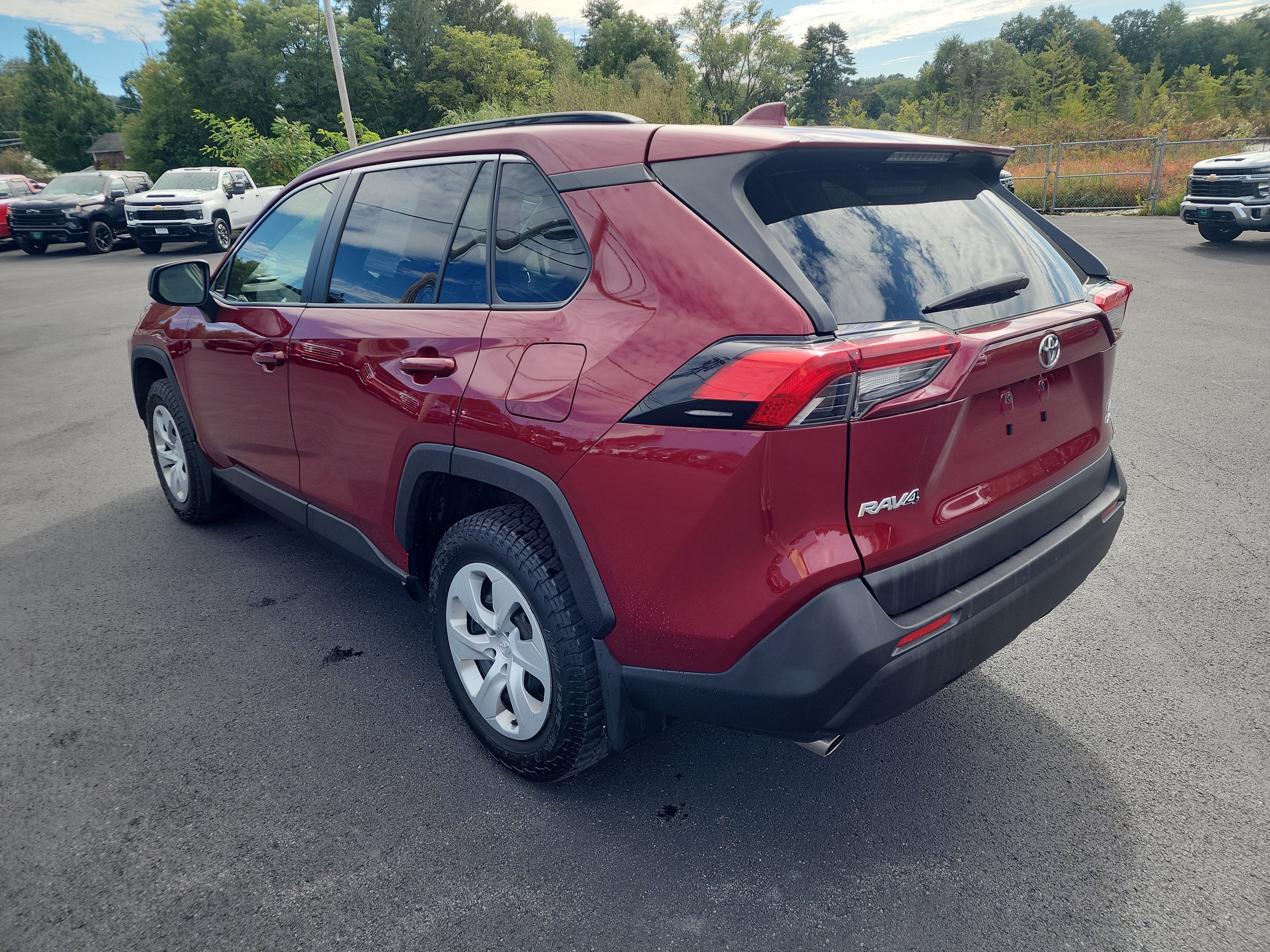 2020 Toyota RAV4 LE