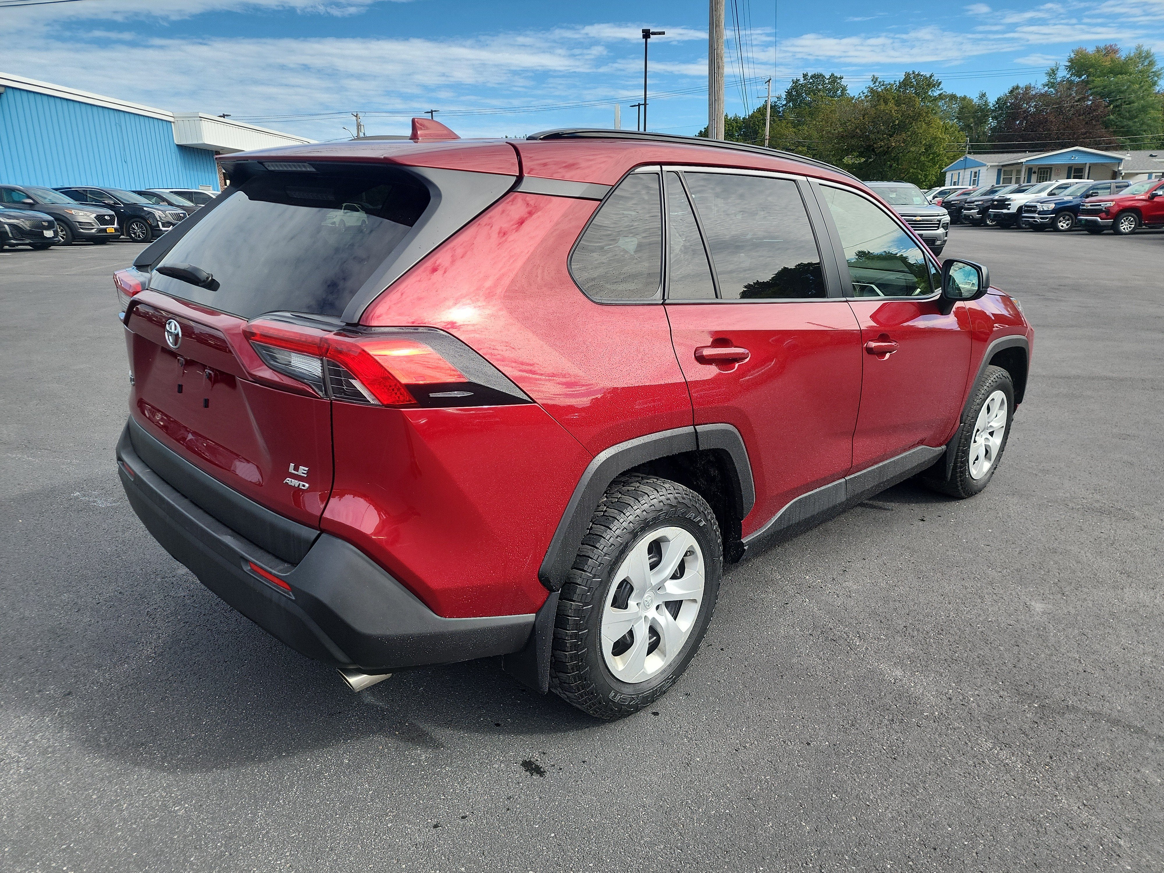 2020 Toyota RAV4 LE