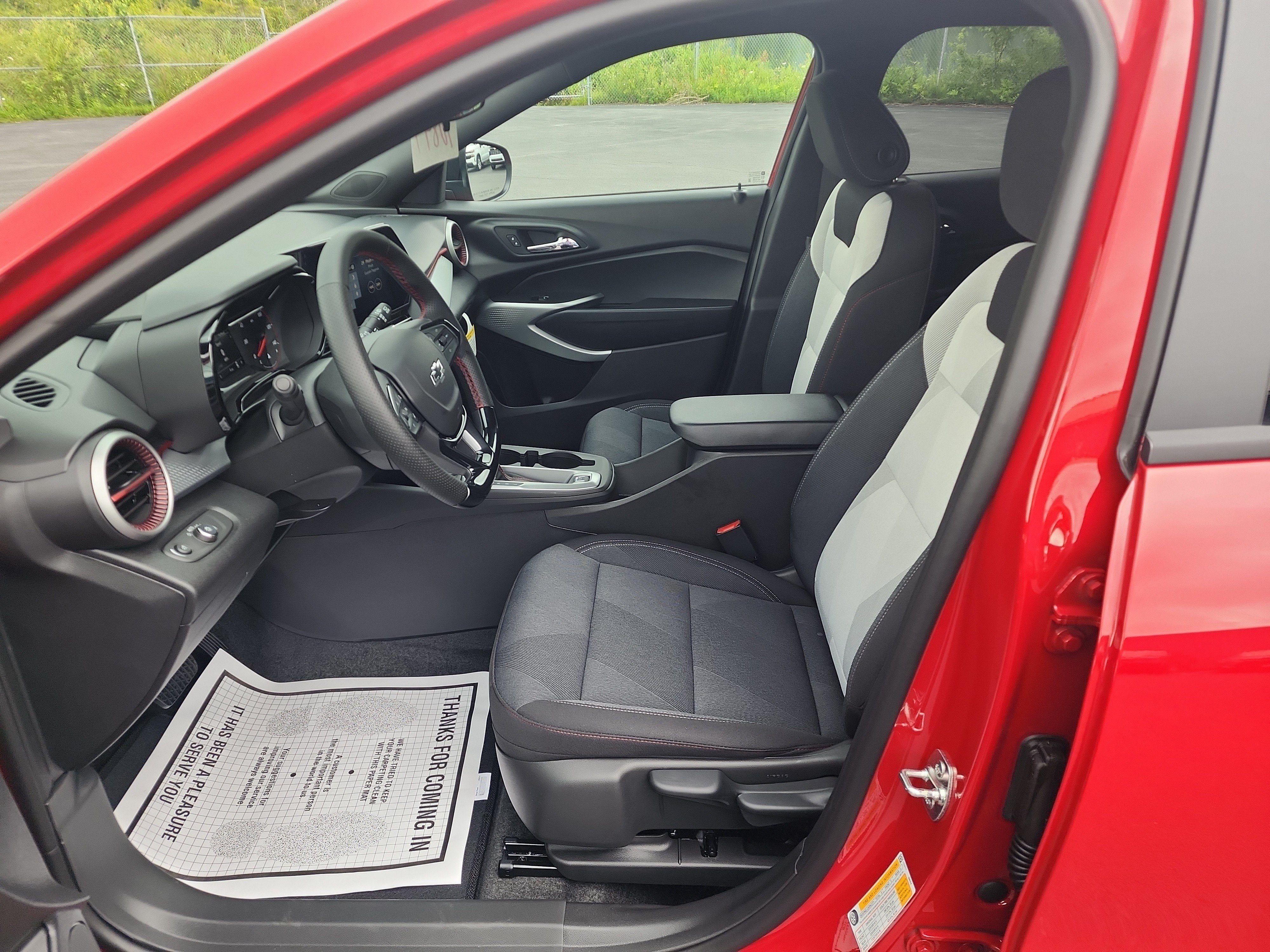 2026 Chevrolet Trax RS - Photo 11