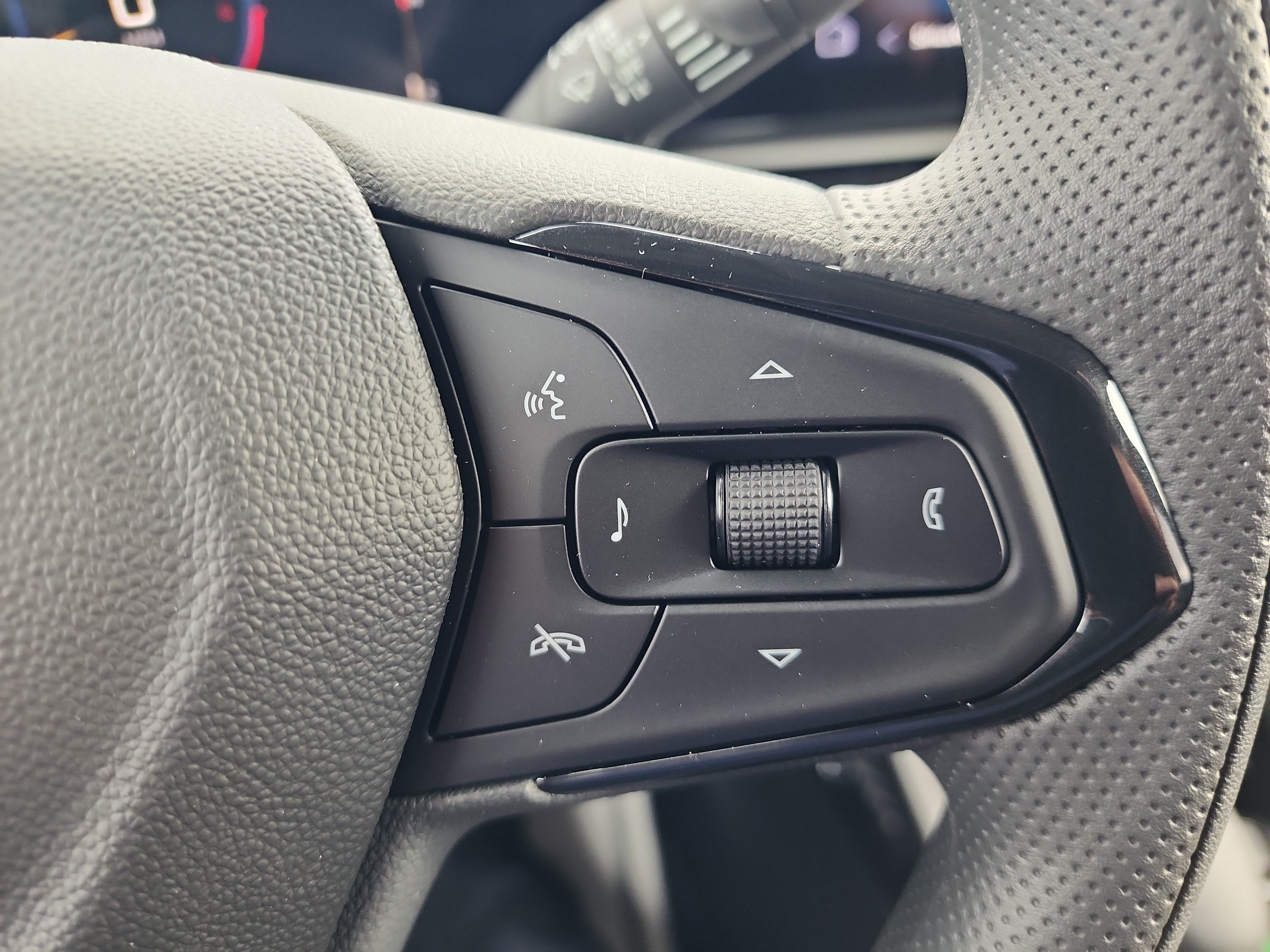 2026 Chevrolet Trailblazer LS - Photo 17