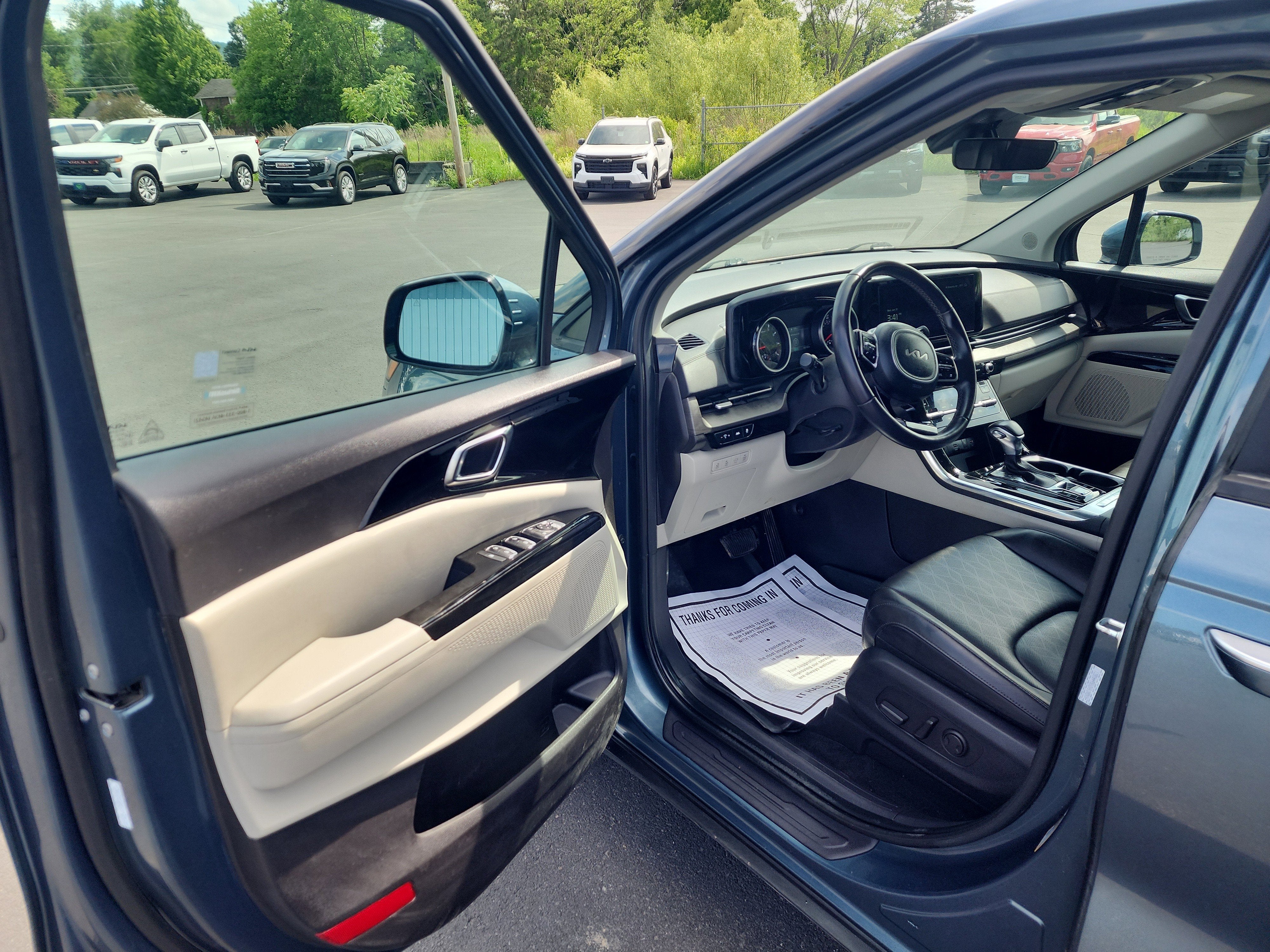 2024 Kia Carnival MPV EX