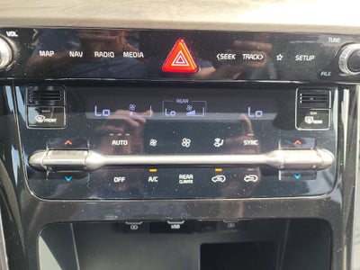 2024 Kia Carnival MPV EX