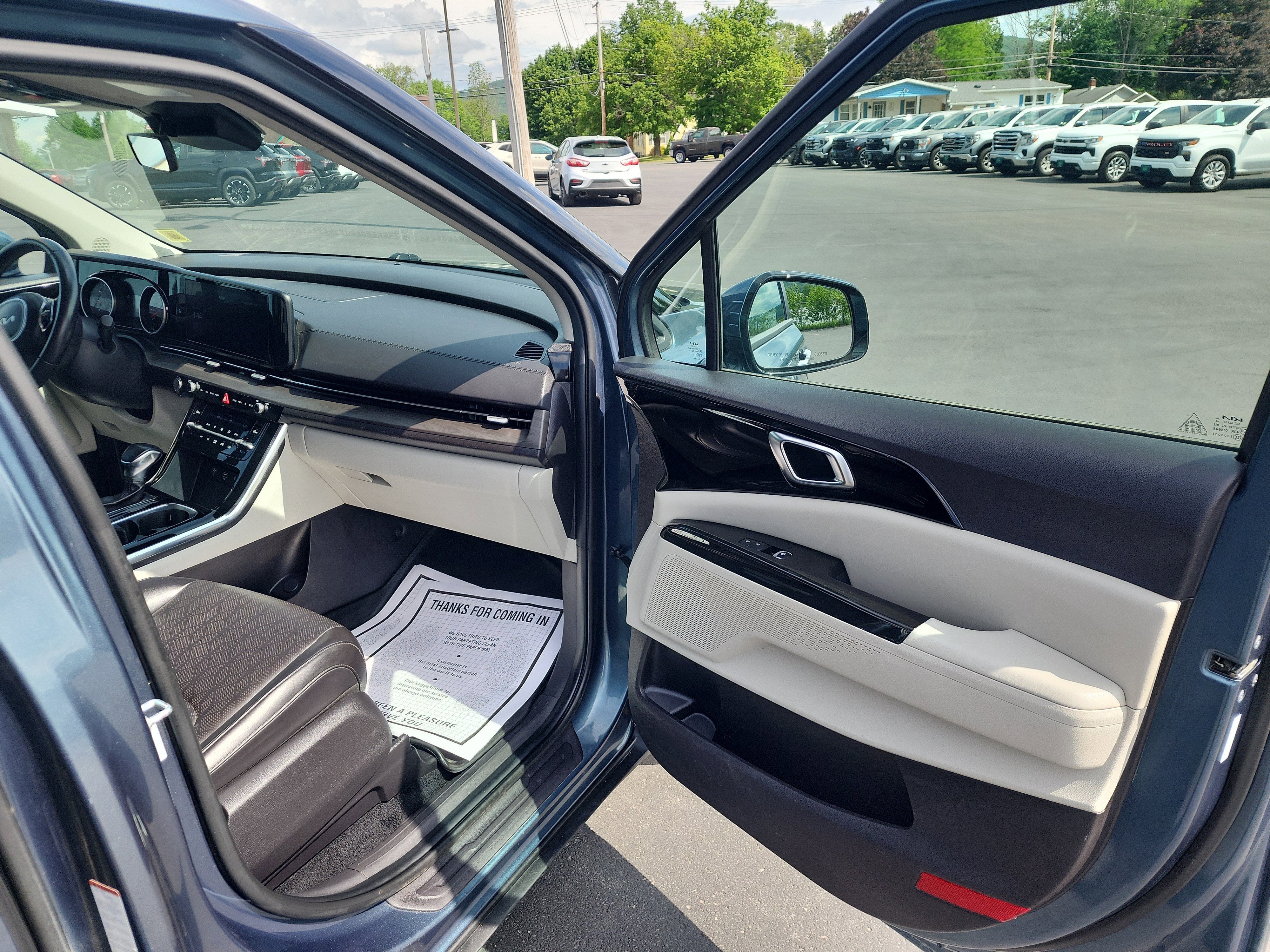 2024 Kia Carnival MPV EX